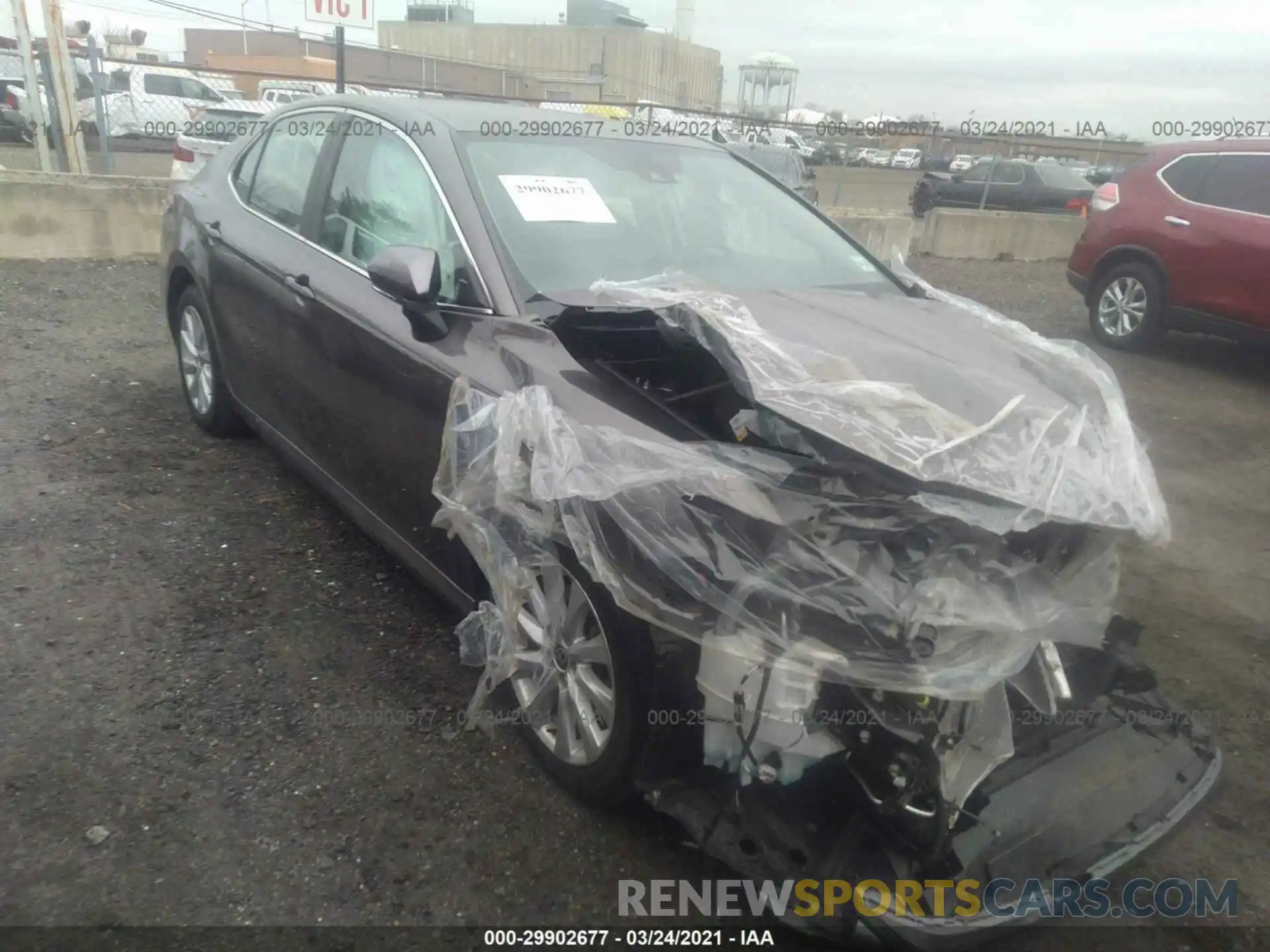 1 Photograph of a damaged car 4T1L11BK8LU018382 TOYOTA CAMRY 2020