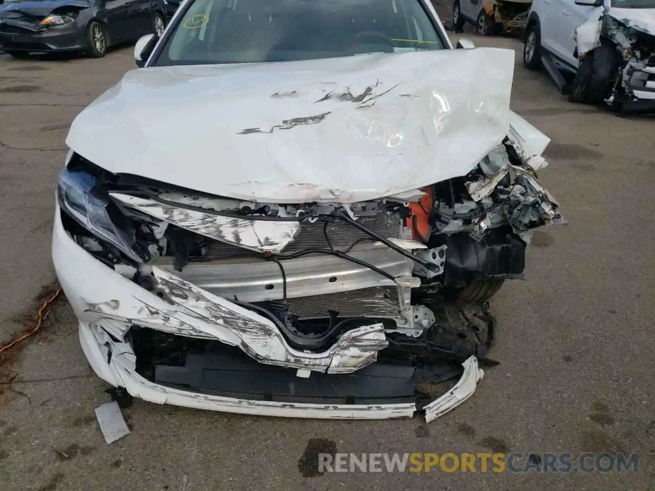 9 Photograph of a damaged car 4T1L11BK9LU010758 TOYOTA CAMRY 2020