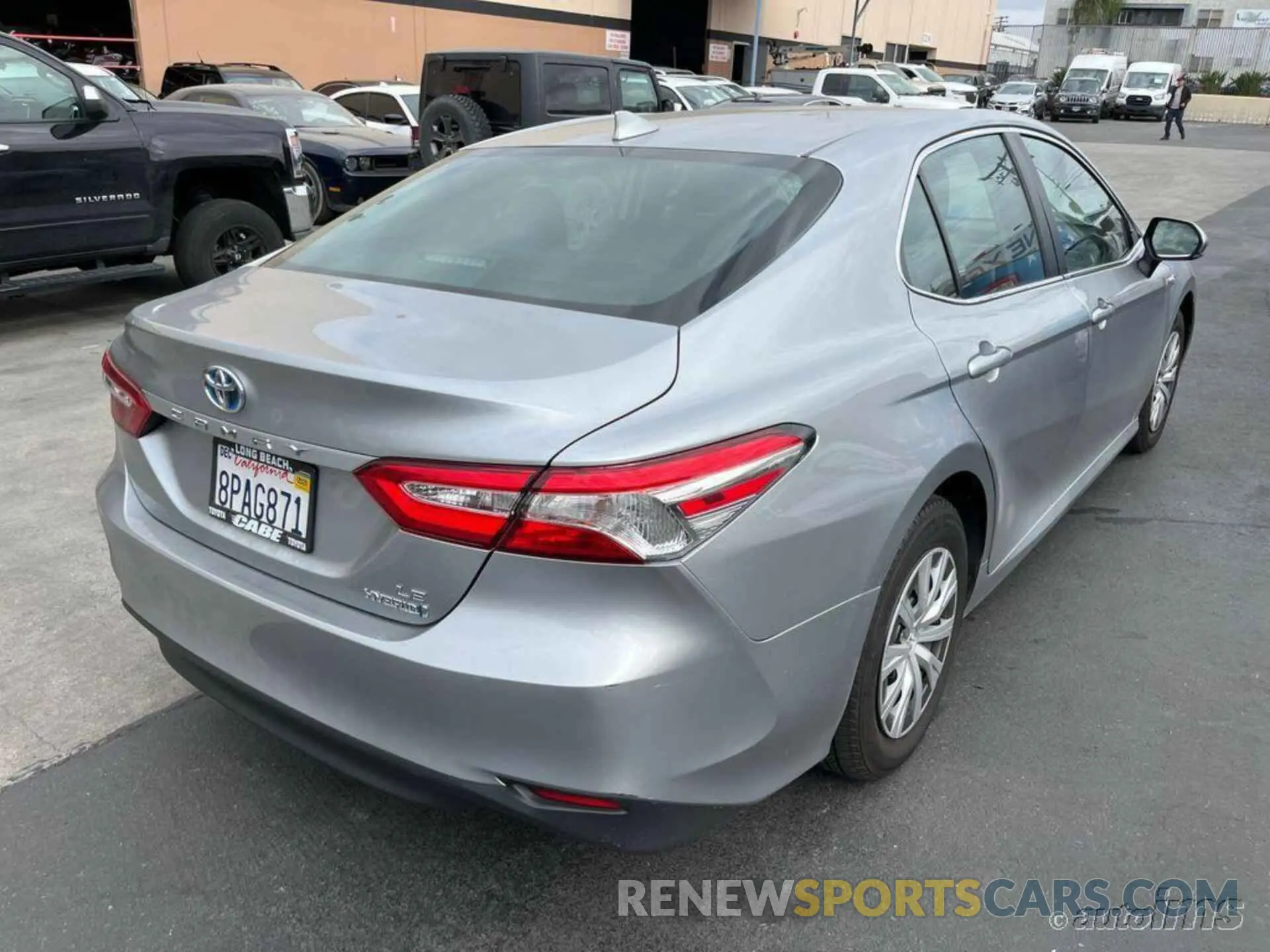 17 Photograph of a damaged car 4T1L31AK0LU521528 TOYOTA CAMRY 2020