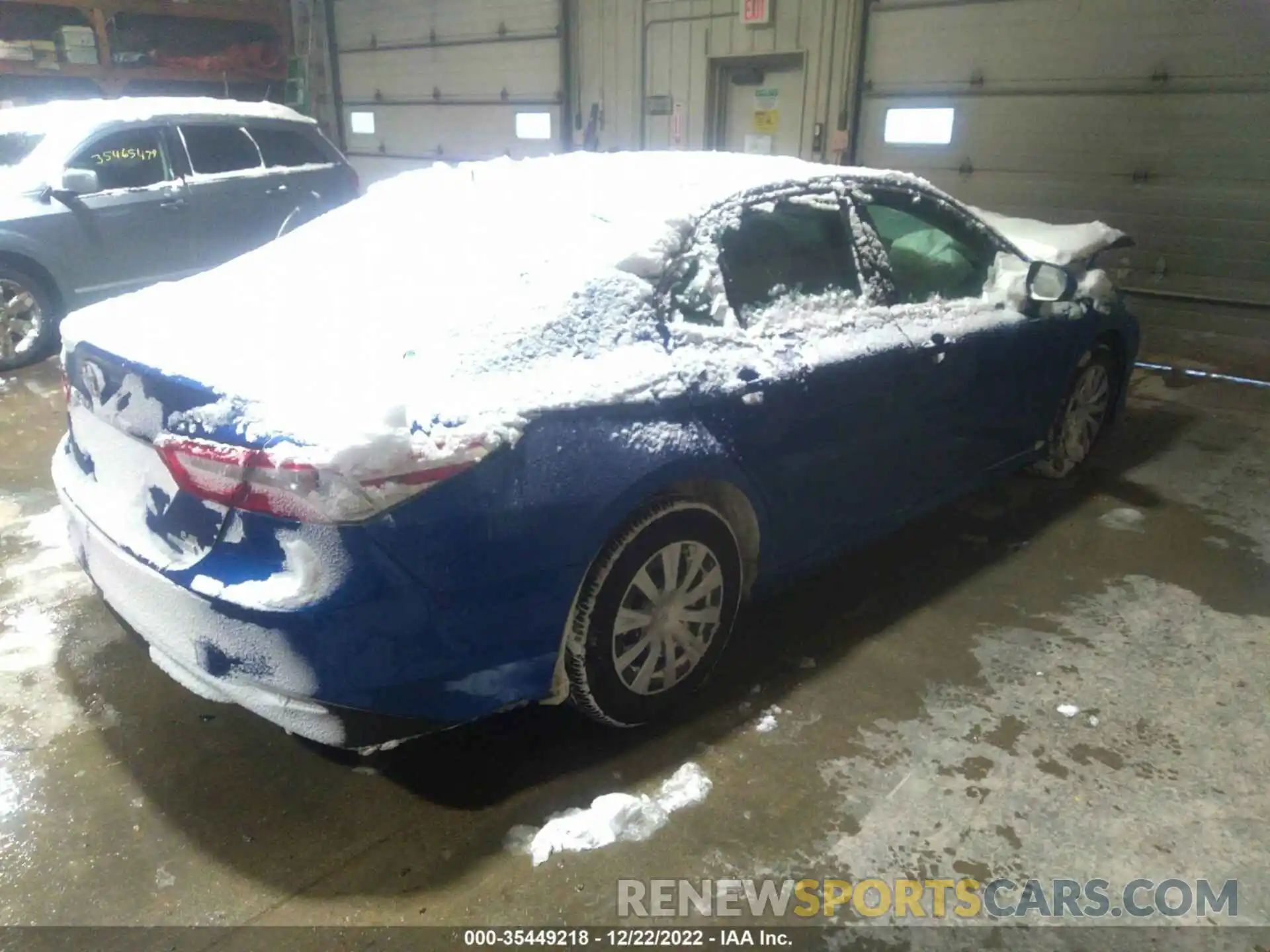 4 Photograph of a damaged car 4T1L31AK2LU011746 TOYOTA CAMRY 2020