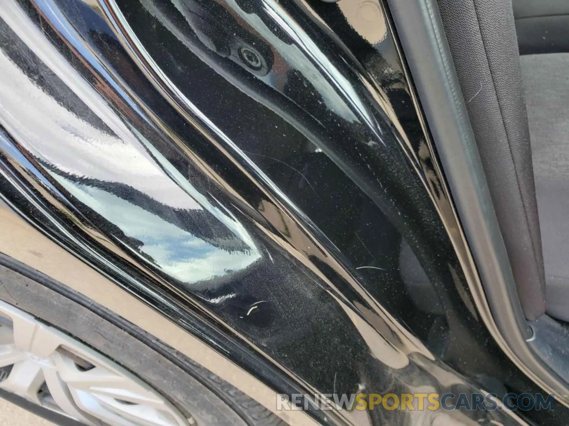 1 Photograph of a damaged car 4T1L31AK2LU536614 TOYOTA CAMRY 2020