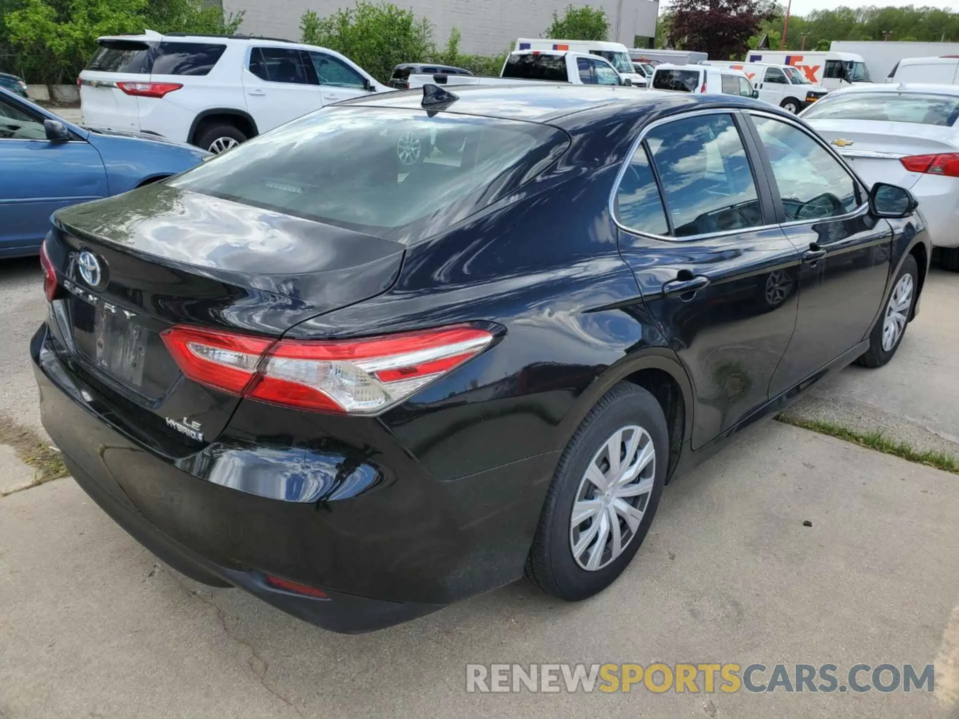 24 Photograph of a damaged car 4T1L31AK2LU536614 TOYOTA CAMRY 2020