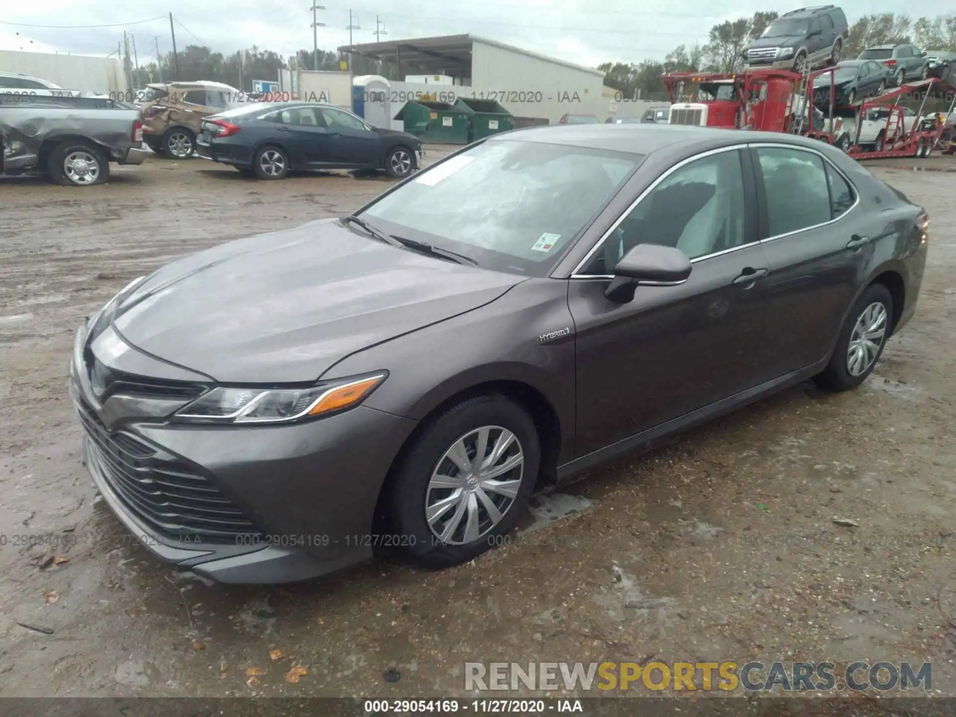 2 Photograph of a damaged car 4T1L31AK3LU015658 TOYOTA CAMRY 2020