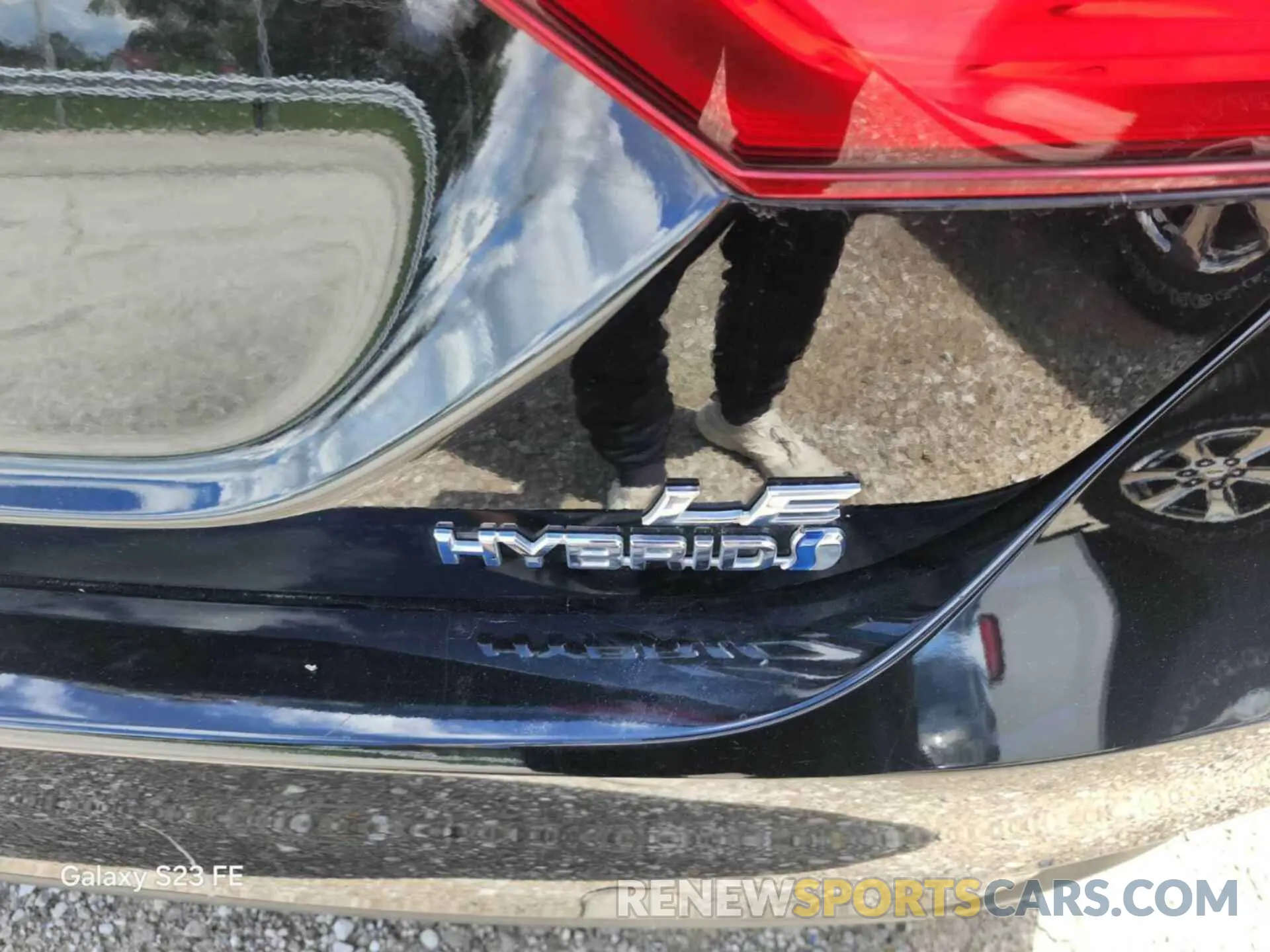 30 Photograph of a damaged car 4T1L31AK3LU535357 TOYOTA CAMRY 2020
