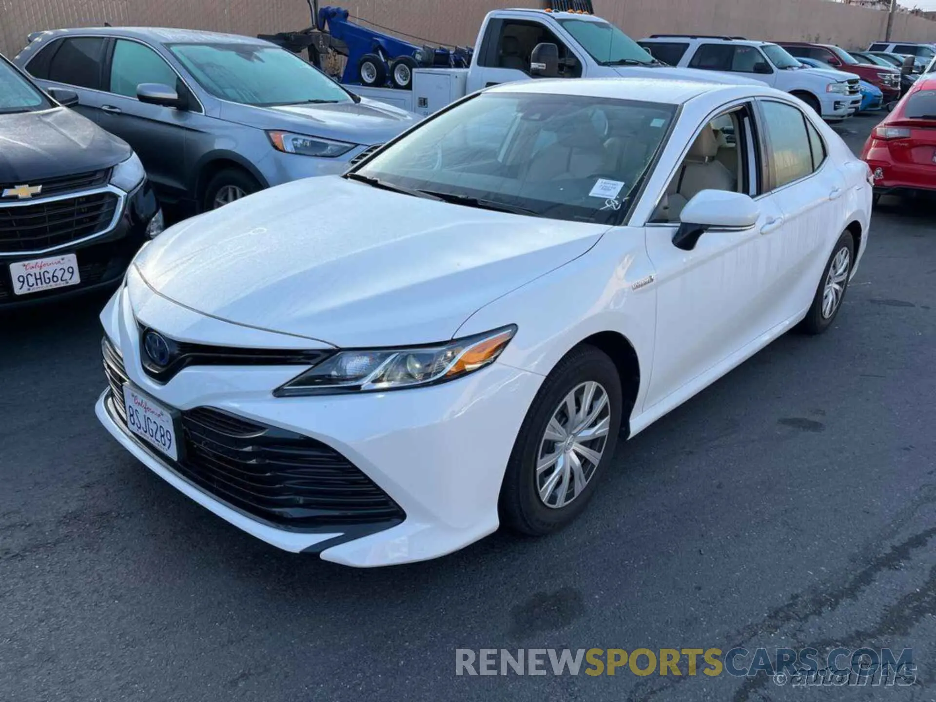 9 Photograph of a damaged car 4T1L31AK4LU014874 TOYOTA CAMRY 2020