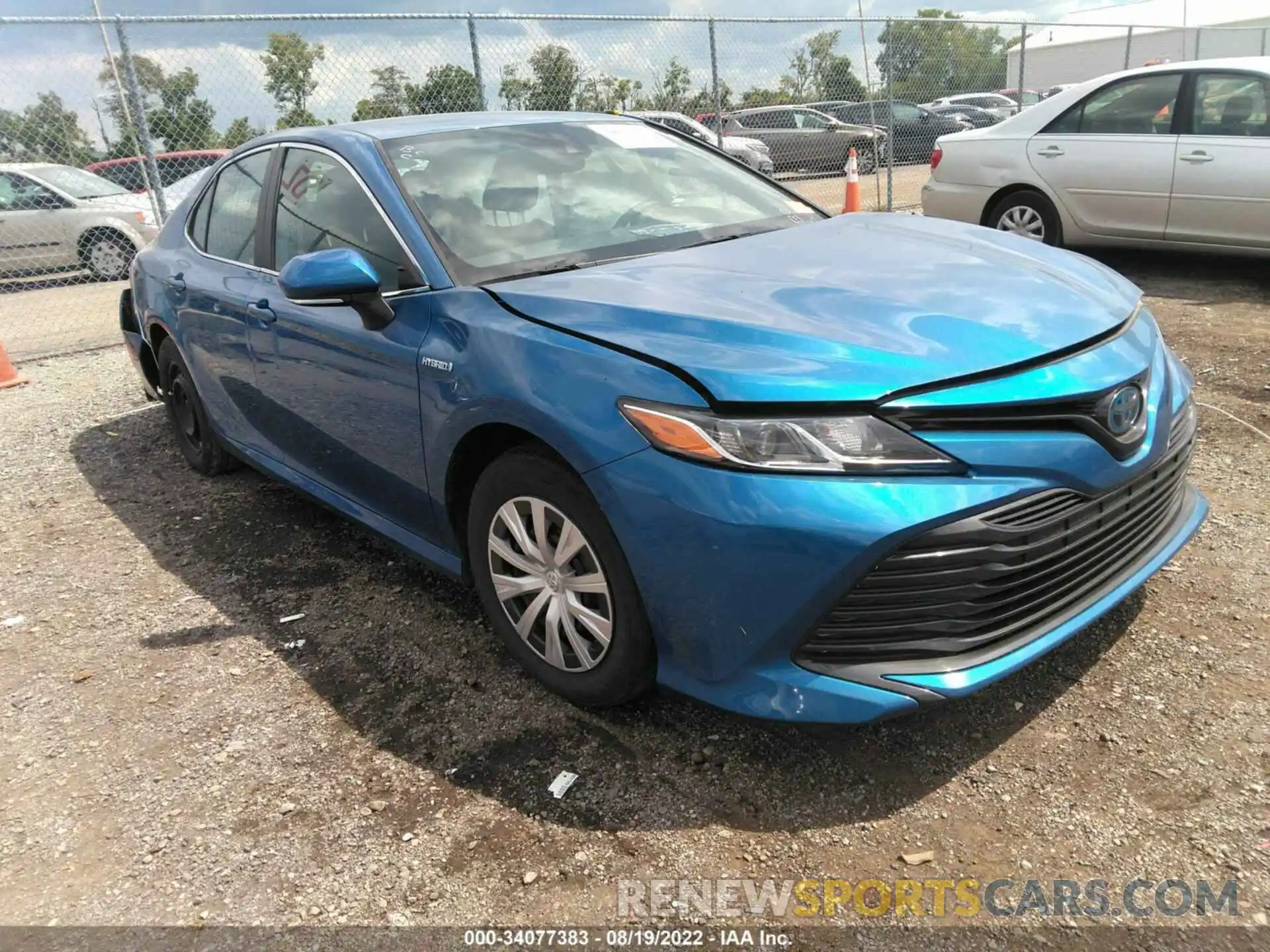 1 Photograph of a damaged car 4T1L31AK6LU010776 TOYOTA CAMRY 2020