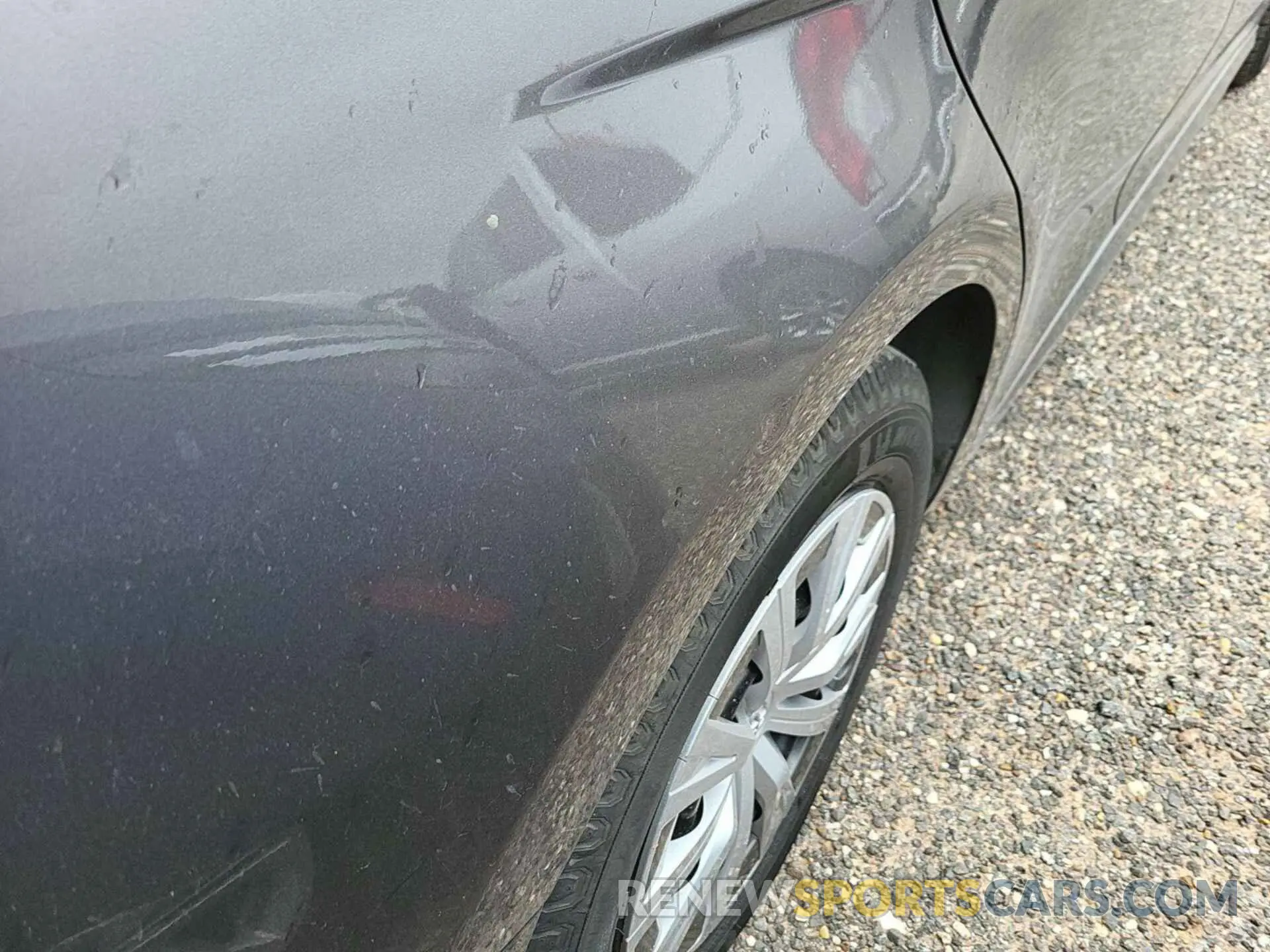 1 Photograph of a damaged car 4T1L31AK6LU536910 TOYOTA CAMRY 2020