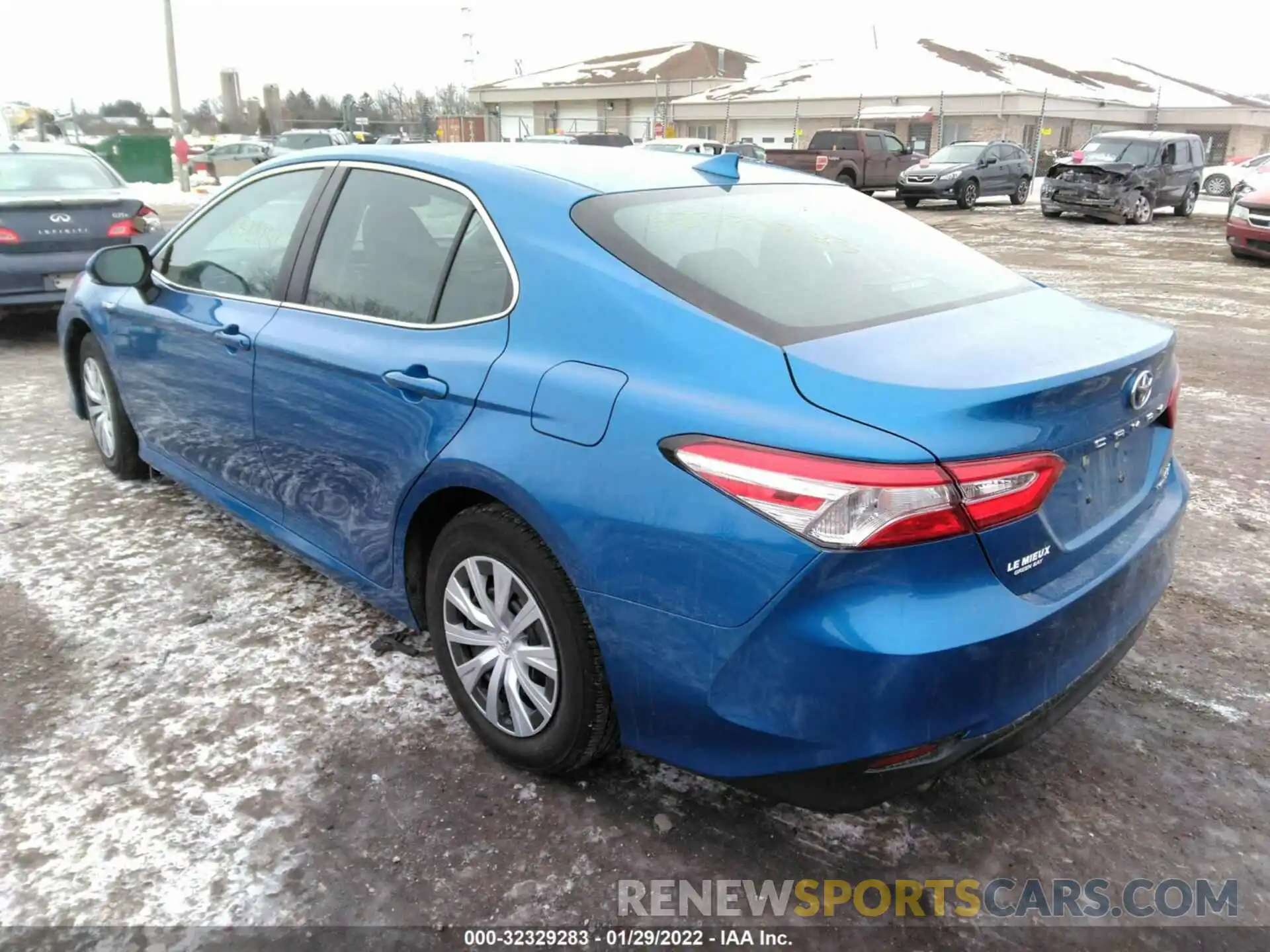 3 Photograph of a damaged car 4T1L31AK7LU011015 TOYOTA CAMRY 2020