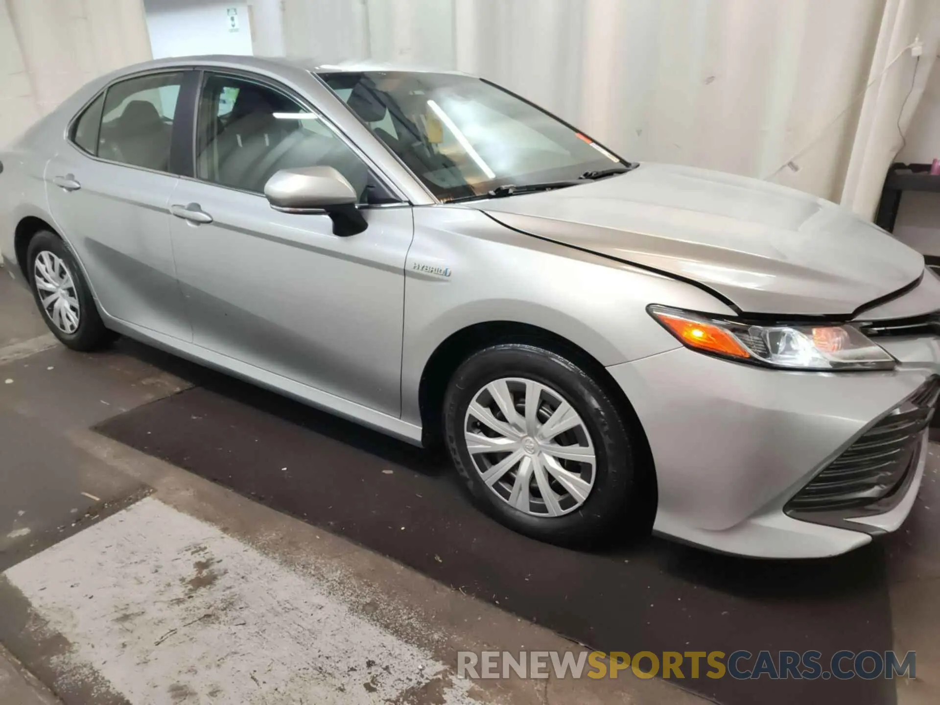 15 Photograph of a damaged car 4T1L31AK7LU014903 TOYOTA CAMRY 2020