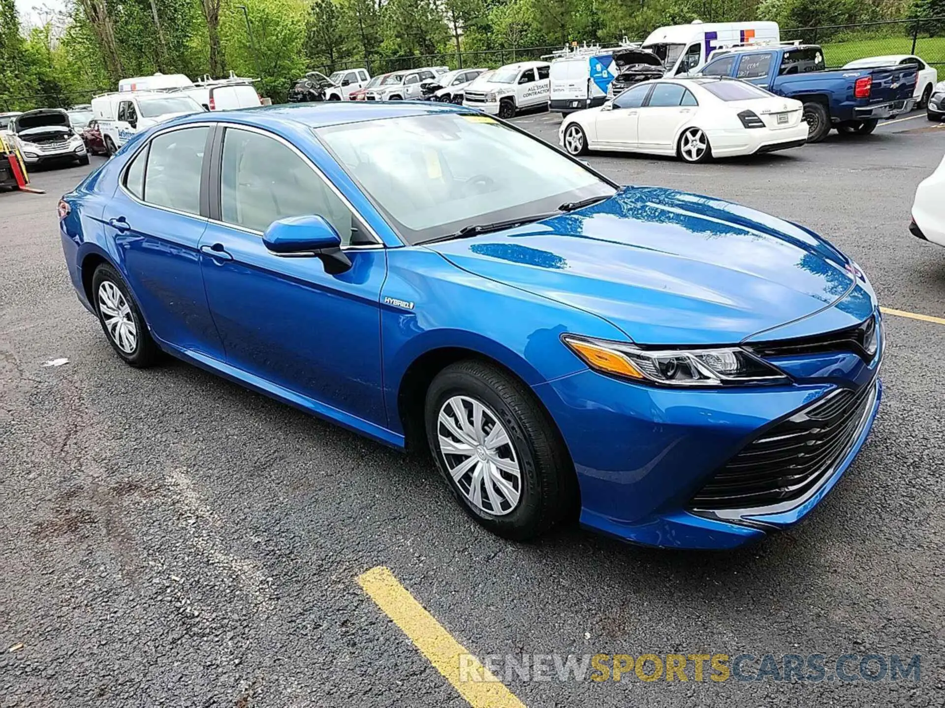 11 Photograph of a damaged car 4T1L31AK7LU014917 TOYOTA CAMRY 2020