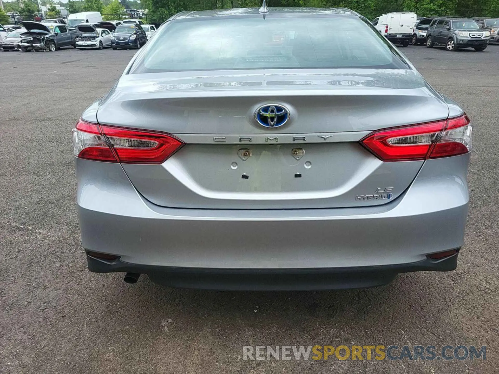 4 Photograph of a damaged car 4T1L31AK8LU014957 TOYOTA CAMRY 2020