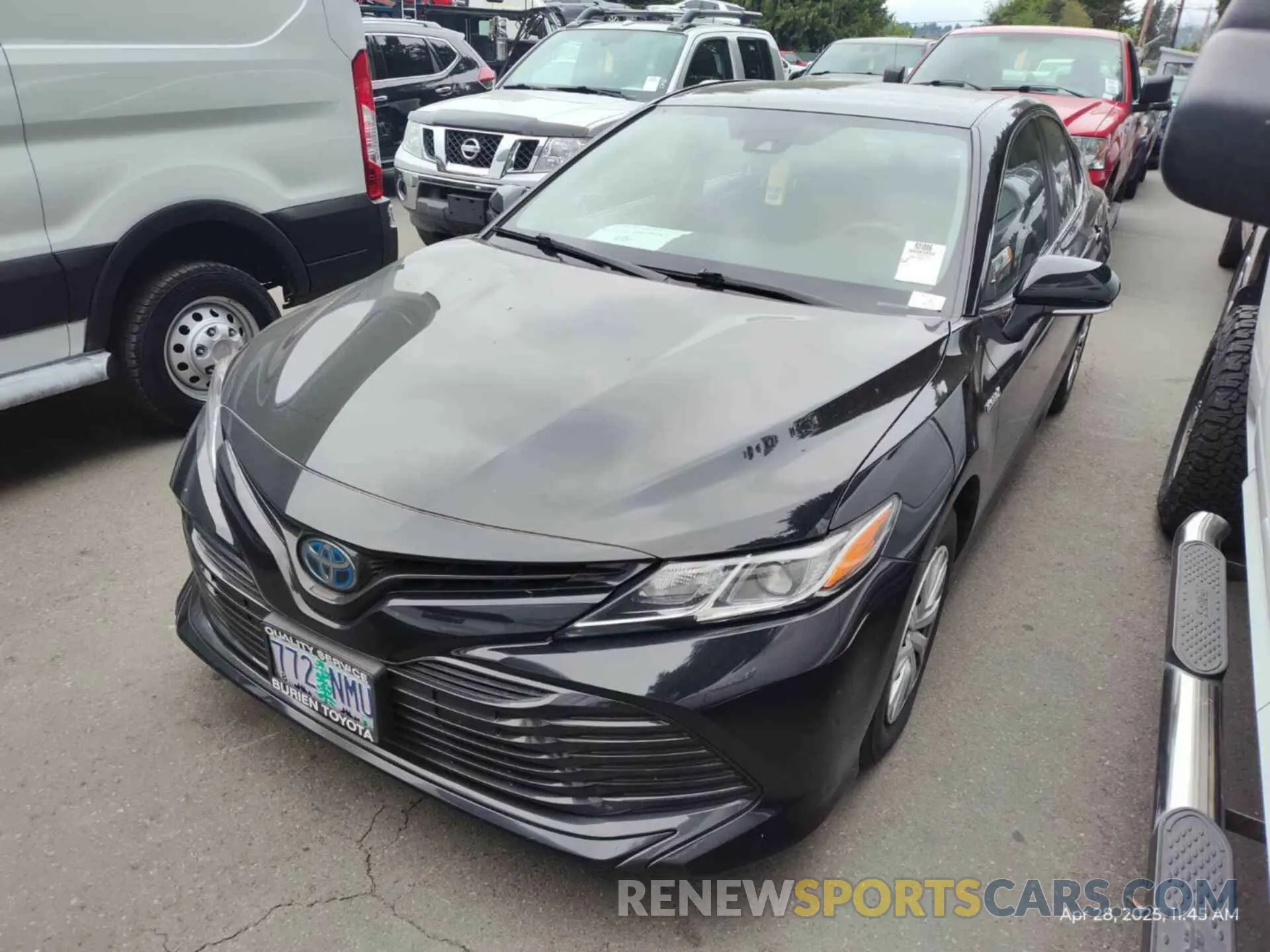 10 Photograph of a damaged car 4T1L31AK9LU536464 TOYOTA CAMRY 2020