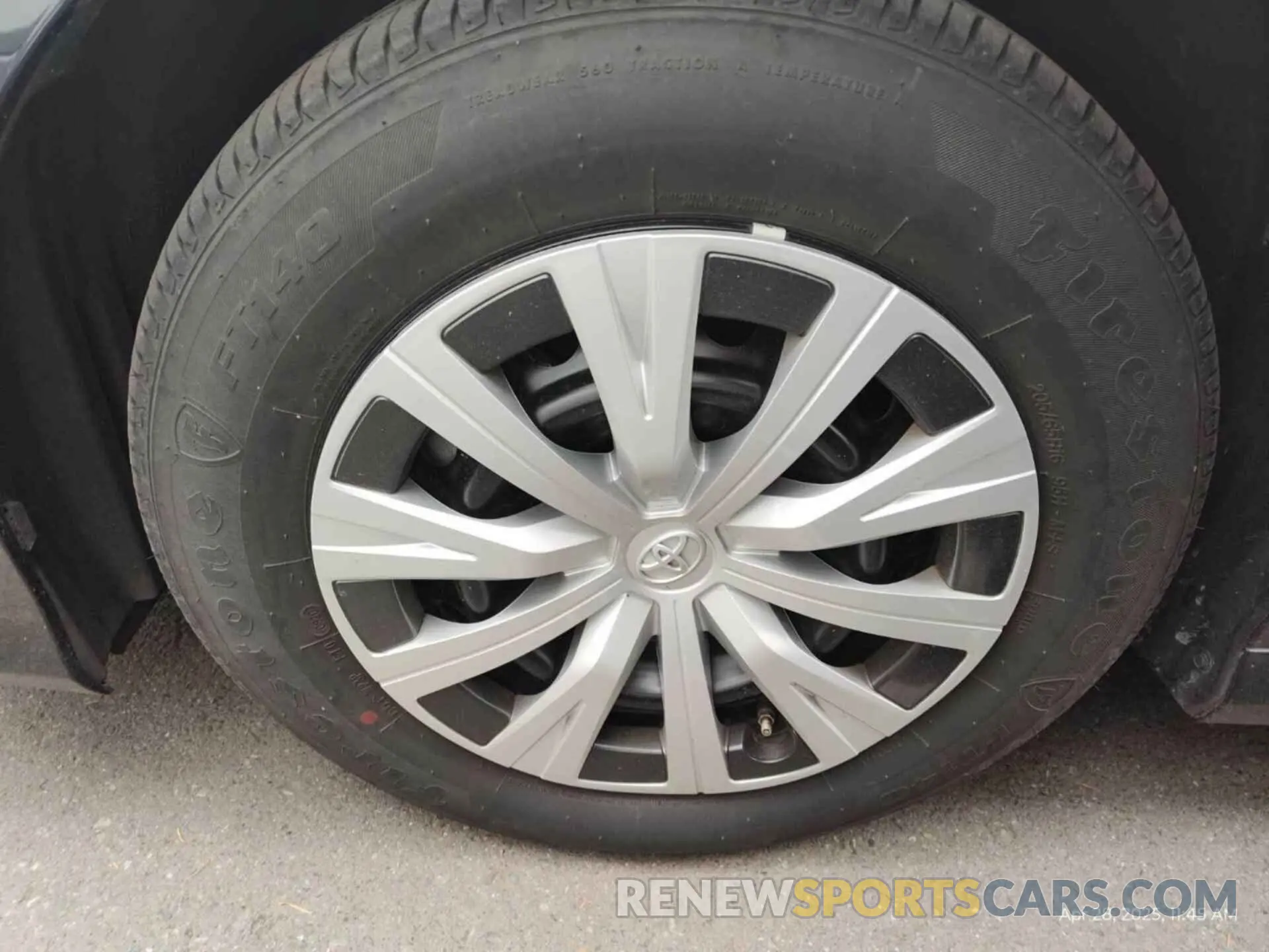 6 Photograph of a damaged car 4T1L31AK9LU536464 TOYOTA CAMRY 2020