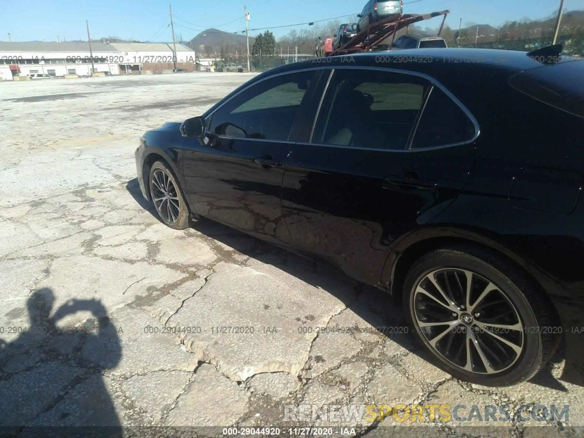 6 Photograph of a damaged car 4T1M11AK0LU321422 TOYOTA CAMRY 2020