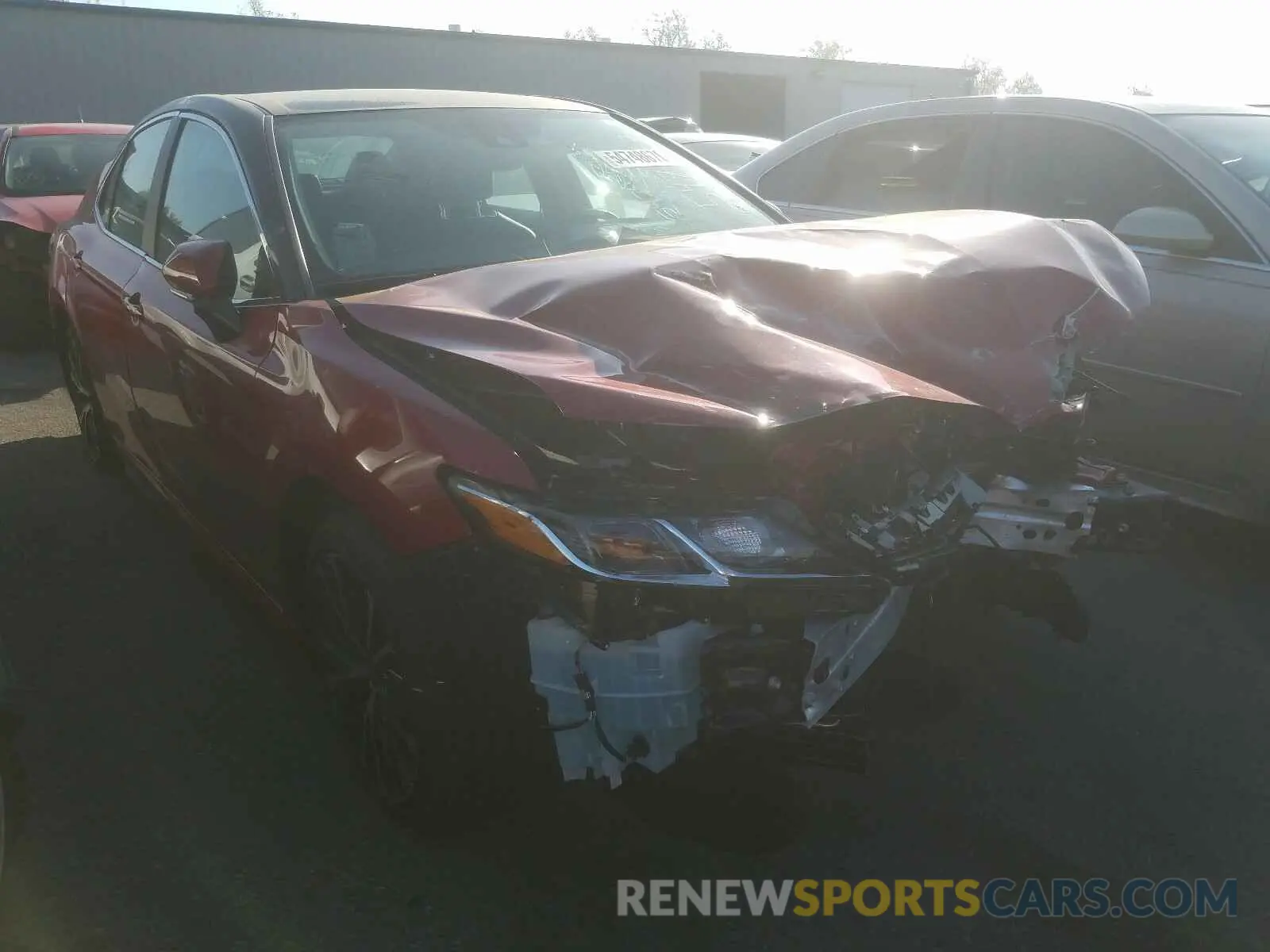 1 Photograph of a damaged car 4T1M11AK0LU365081 TOYOTA CAMRY 2020