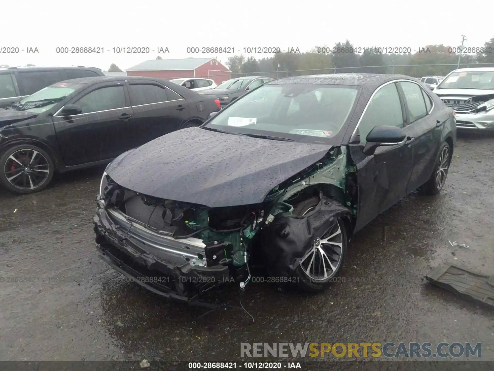 2 Photograph of a damaged car 4T1M11AK0LU366926 TOYOTA CAMRY 2020