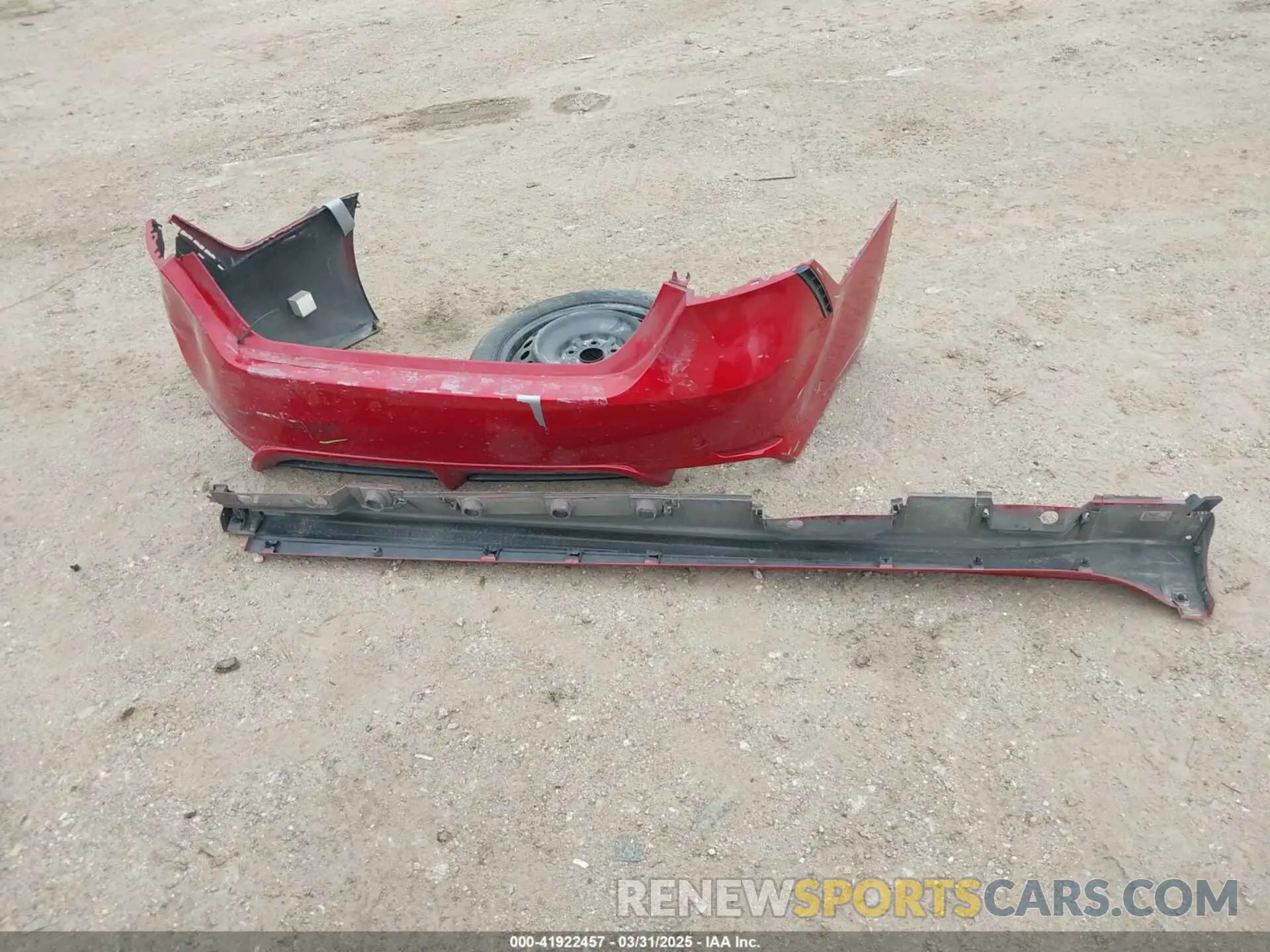 12 Photograph of a damaged car 4T1M11AK0LU376257 TOYOTA CAMRY 2020