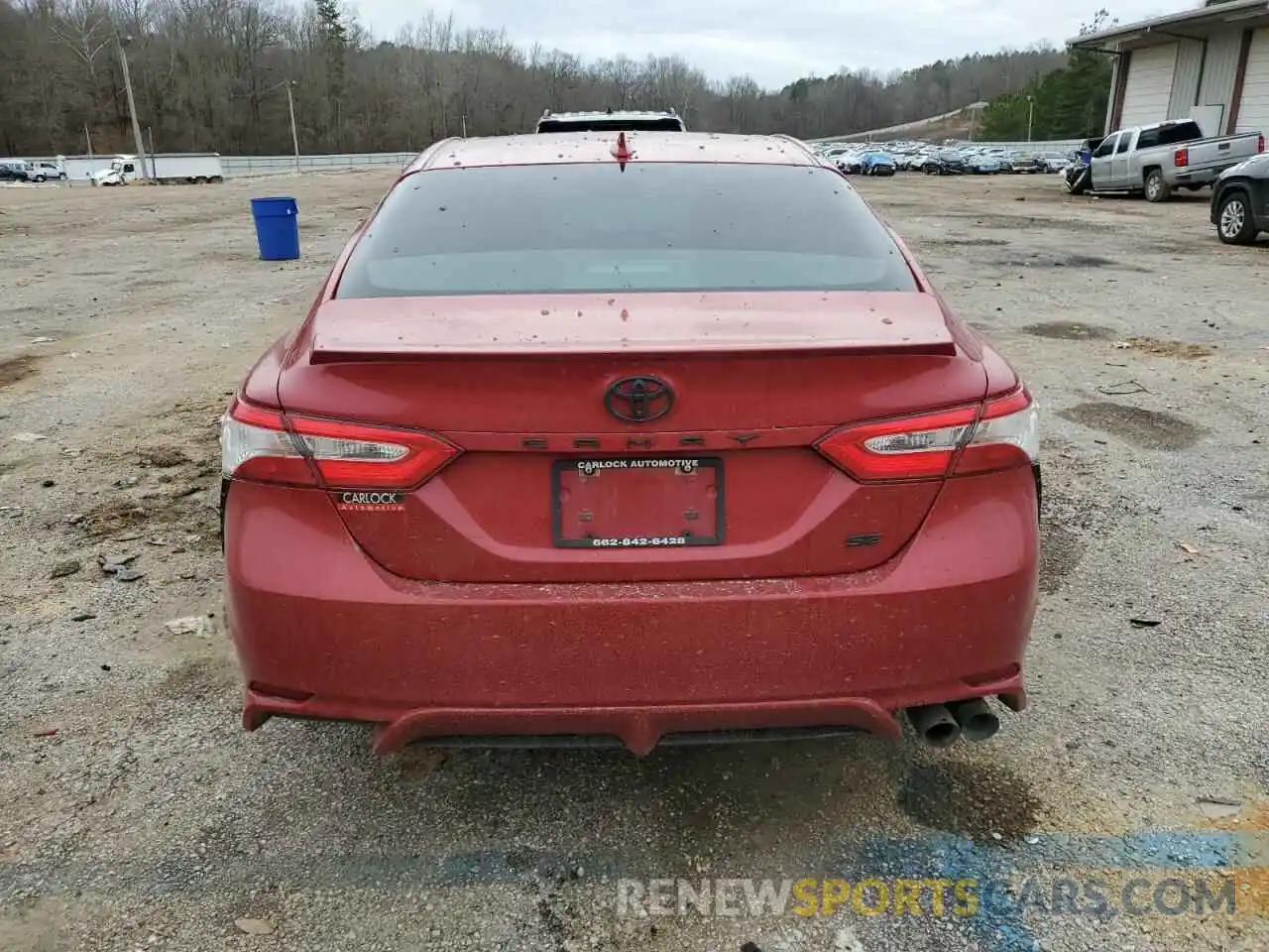 6 Photograph of a damaged car 4T1M11AK0LU390112 TOYOTA CAMRY 2020