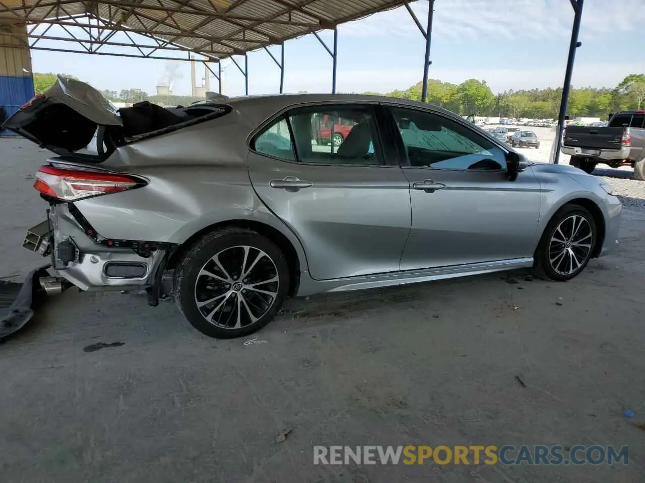 3 Photograph of a damaged car 4T1M11AK0LU892019 TOYOTA CAMRY 2020