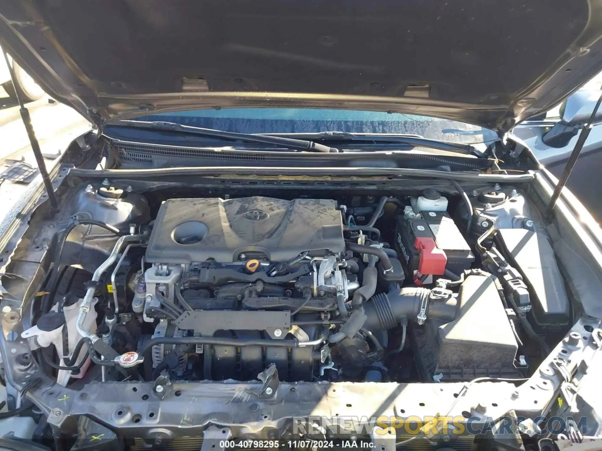10 Photograph of a damaged car 4T1M11AK0LU951389 TOYOTA CAMRY 2020