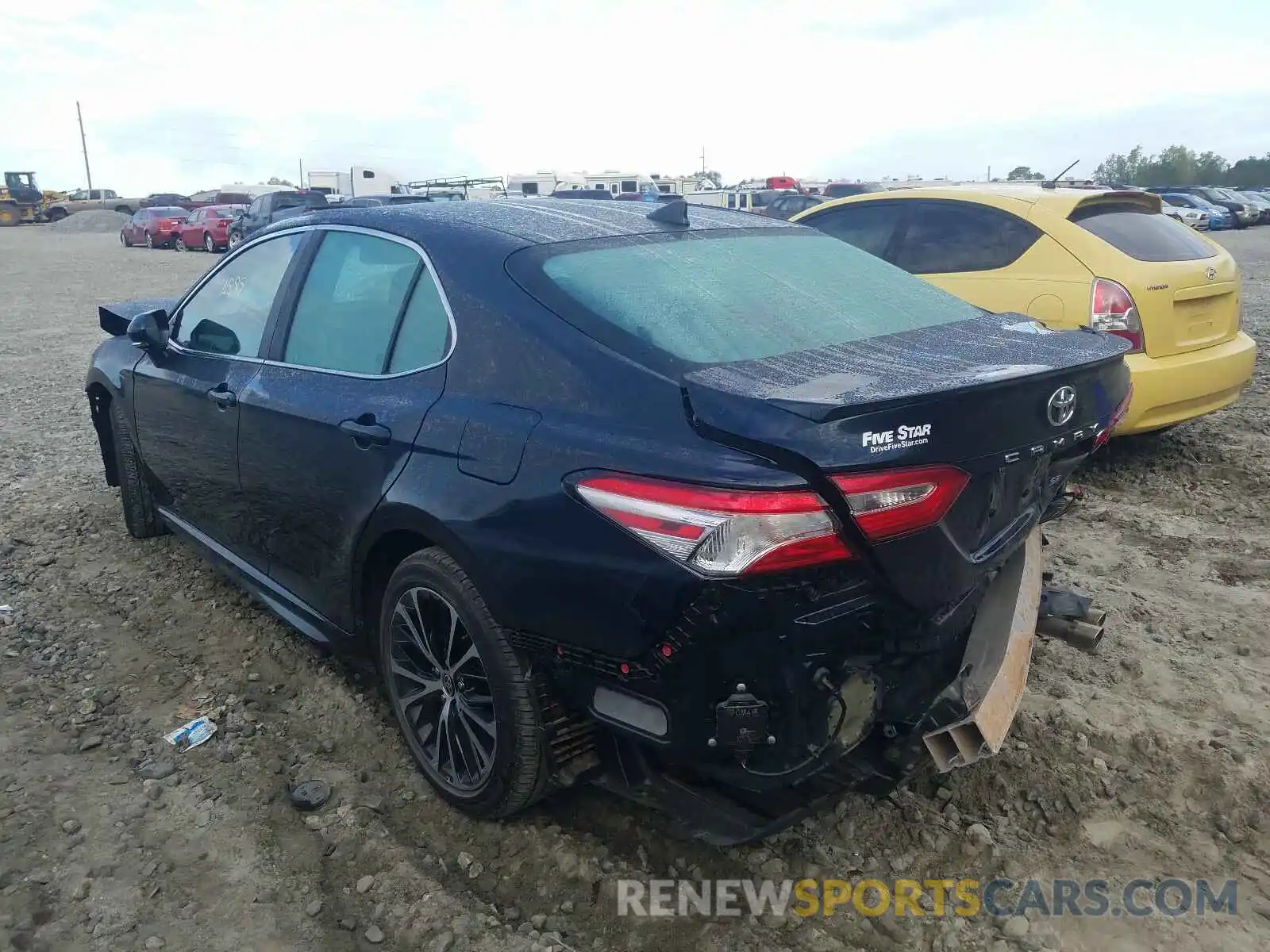 3 Photograph of a damaged car 4T1M11AK0LU984148 TOYOTA CAMRY 2020