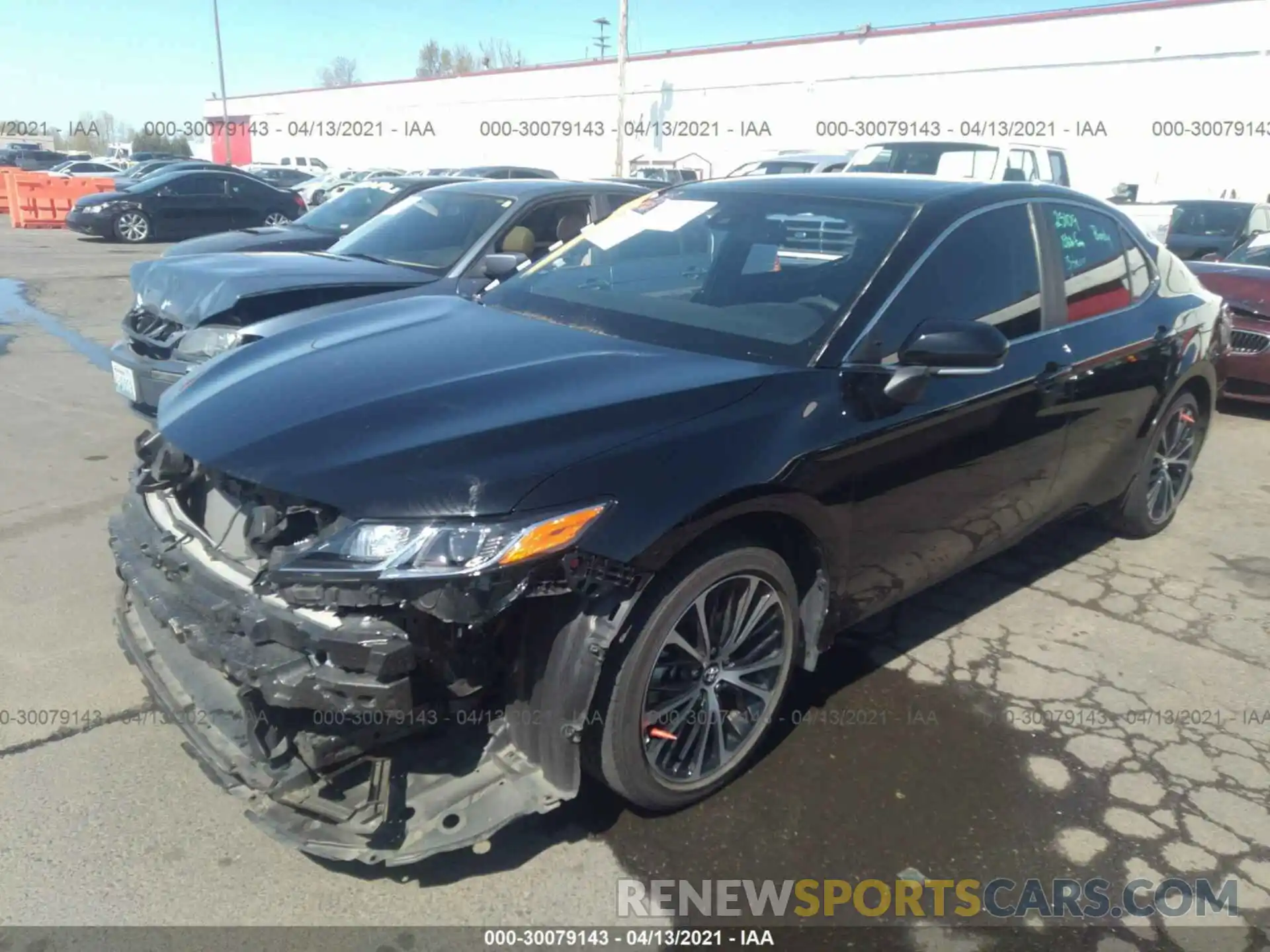 2 Photograph of a damaged car 4T1M11AK1LU318772 TOYOTA CAMRY 2020