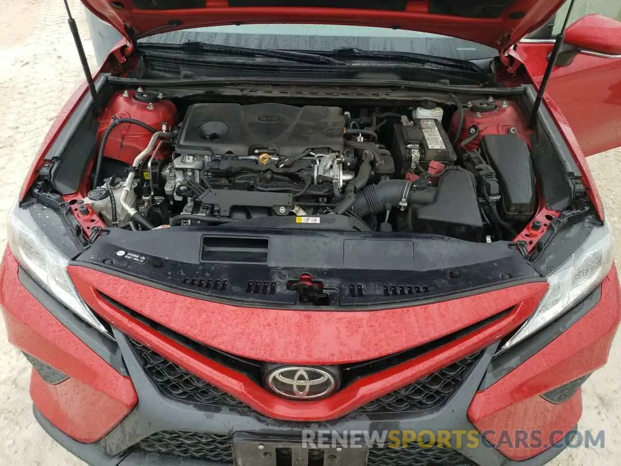 11 Photograph of a damaged car 4T1M11AK1LU375862 TOYOTA CAMRY 2020