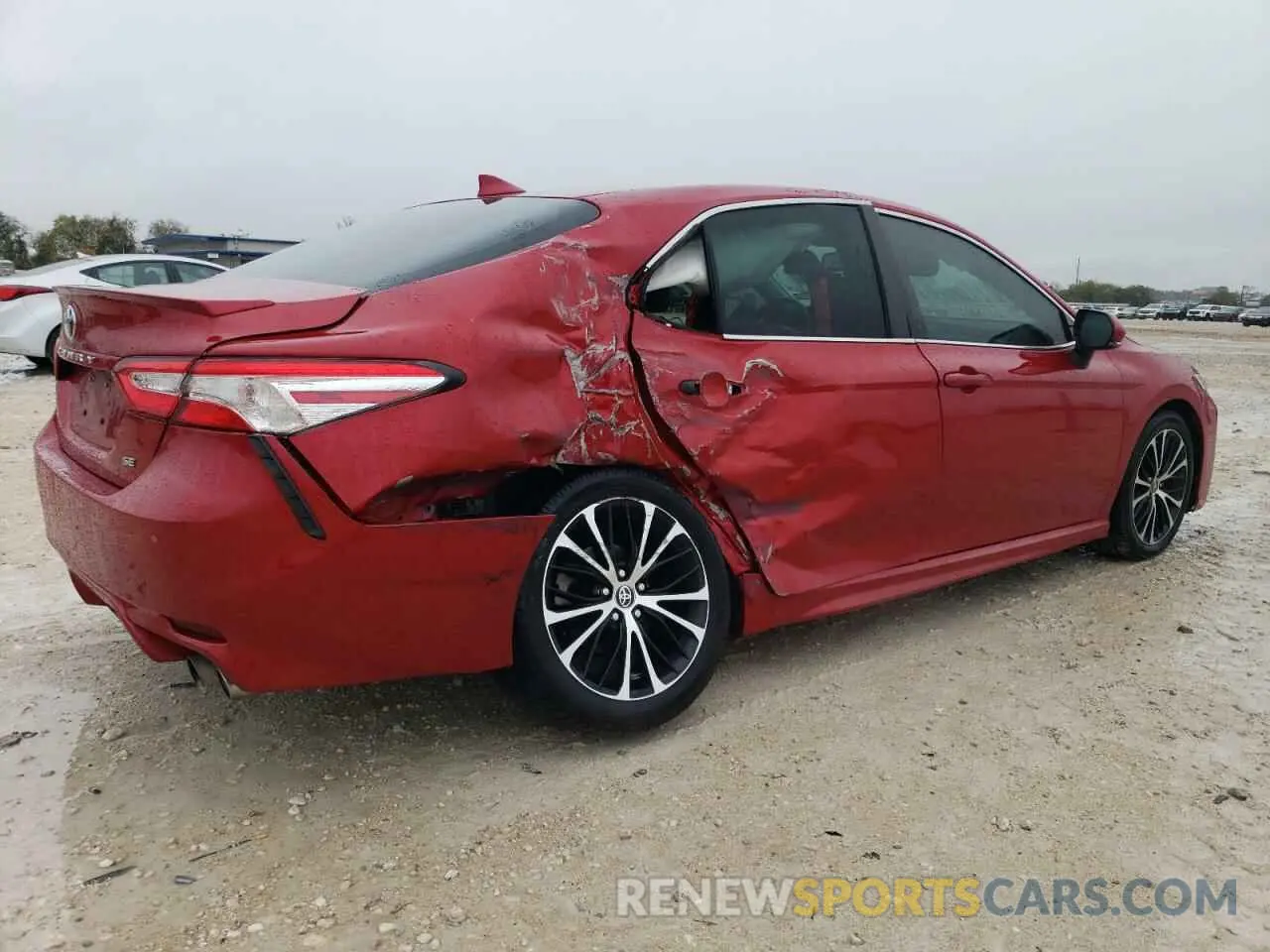 3 Photograph of a damaged car 4T1M11AK1LU375862 TOYOTA CAMRY 2020