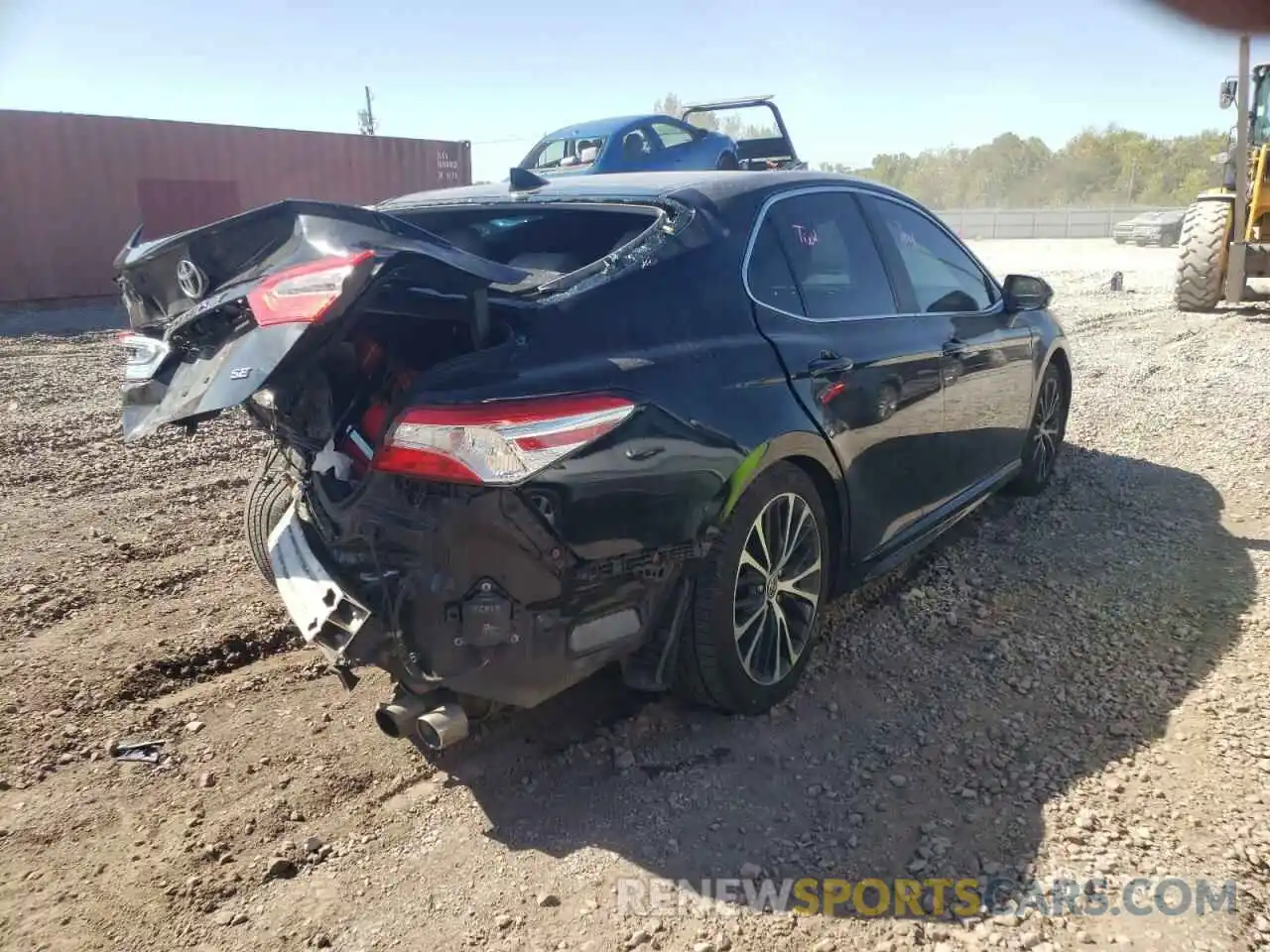 4 Photograph of a damaged car 4T1M11AK1LU983235 TOYOTA CAMRY 2020