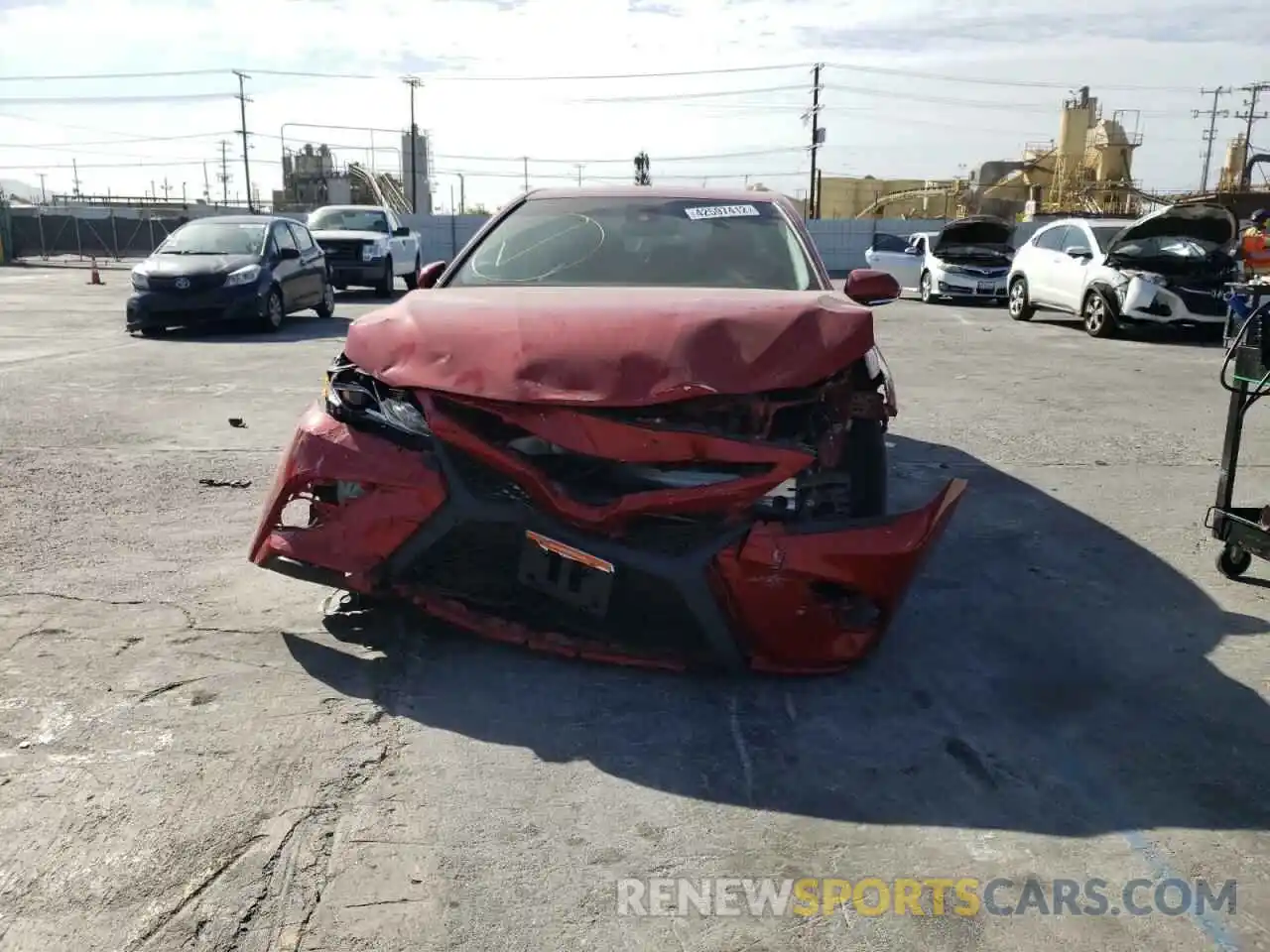 9 Photograph of a damaged car 4T1M11AK2LU311099 TOYOTA CAMRY 2020