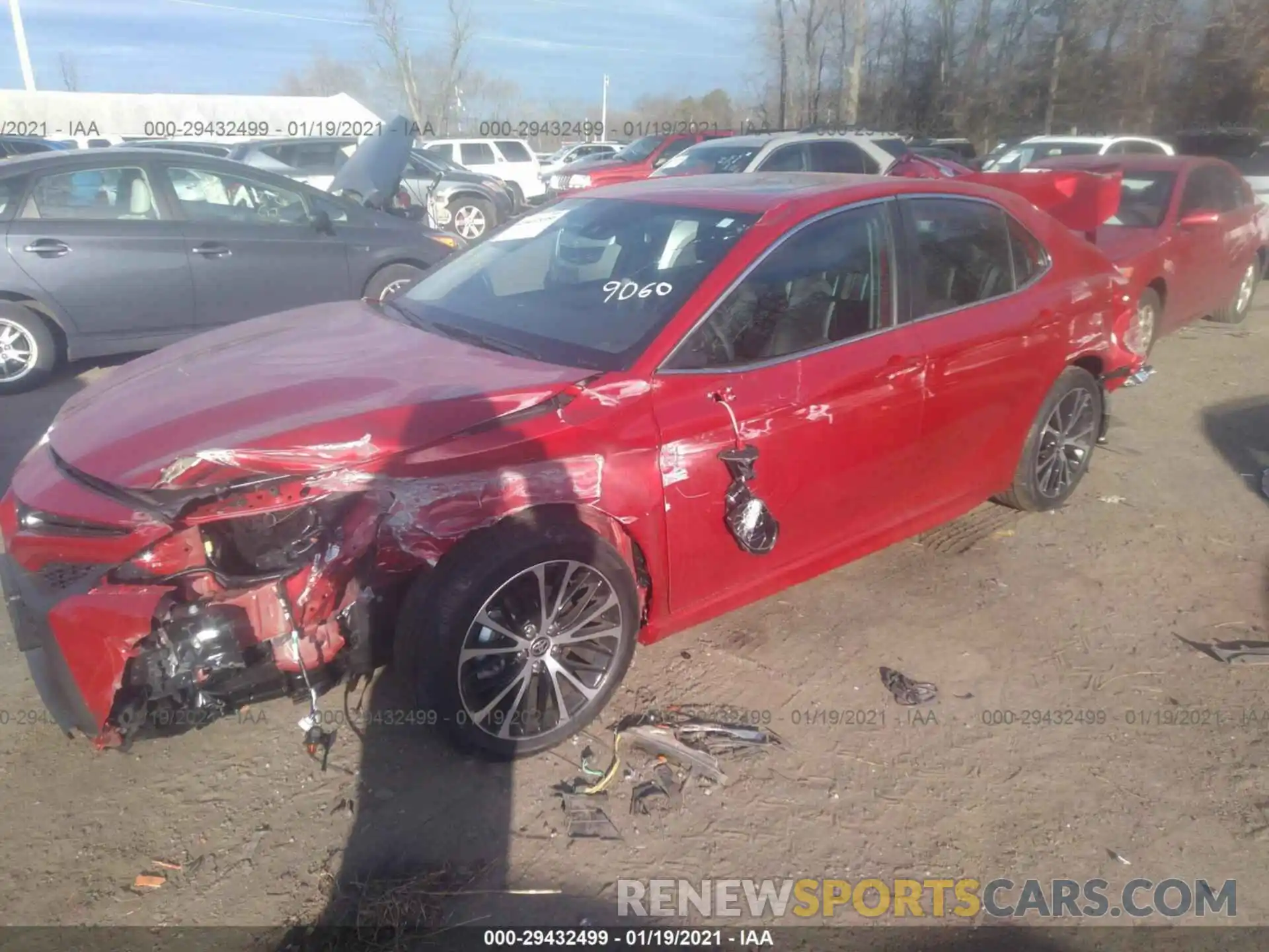 2 Photograph of a damaged car 4T1M11AK2LU389060 TOYOTA CAMRY 2020