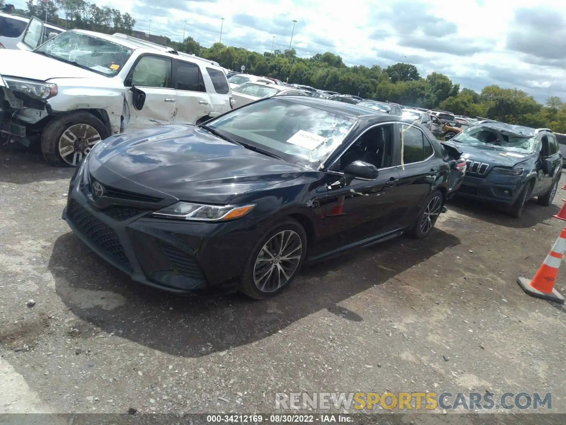 2 Photograph of a damaged car 4T1M11AK2LU921763 TOYOTA CAMRY 2020