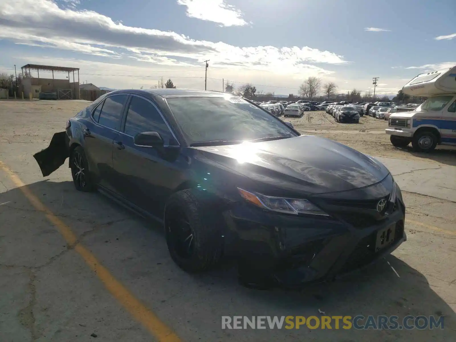 1 Photograph of a damaged car 4T1M11AK2LU960269 TOYOTA CAMRY 2020