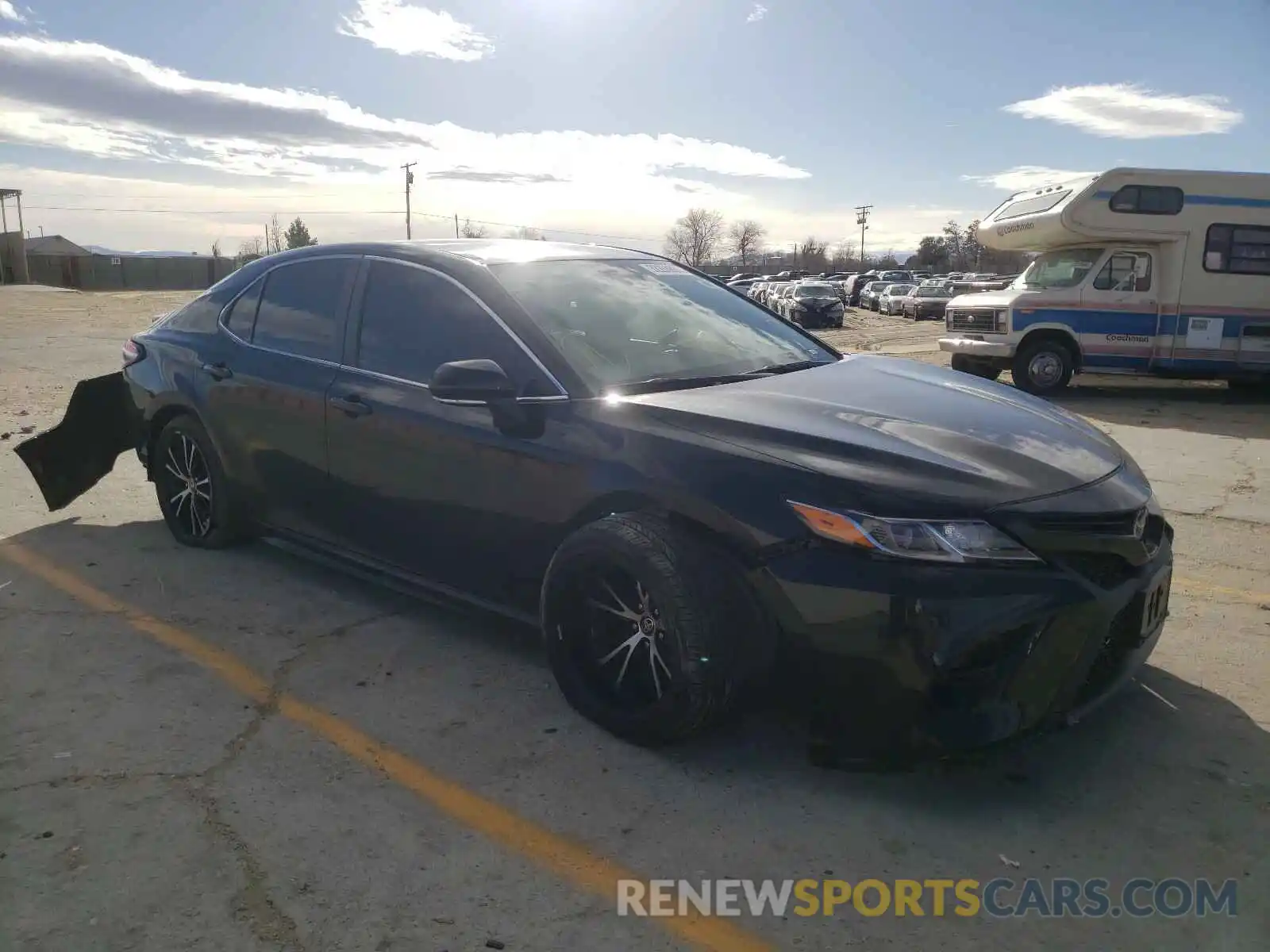 9 Photograph of a damaged car 4T1M11AK2LU960269 TOYOTA CAMRY 2020