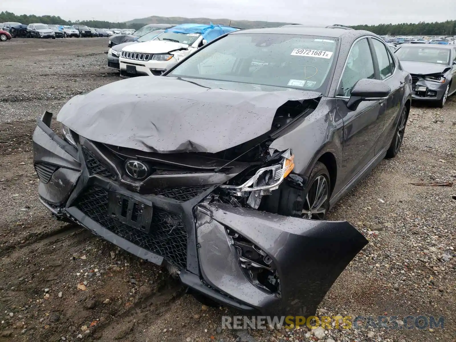 2 Photograph of a damaged car 4T1M11AK3LU320426 TOYOTA CAMRY 2020