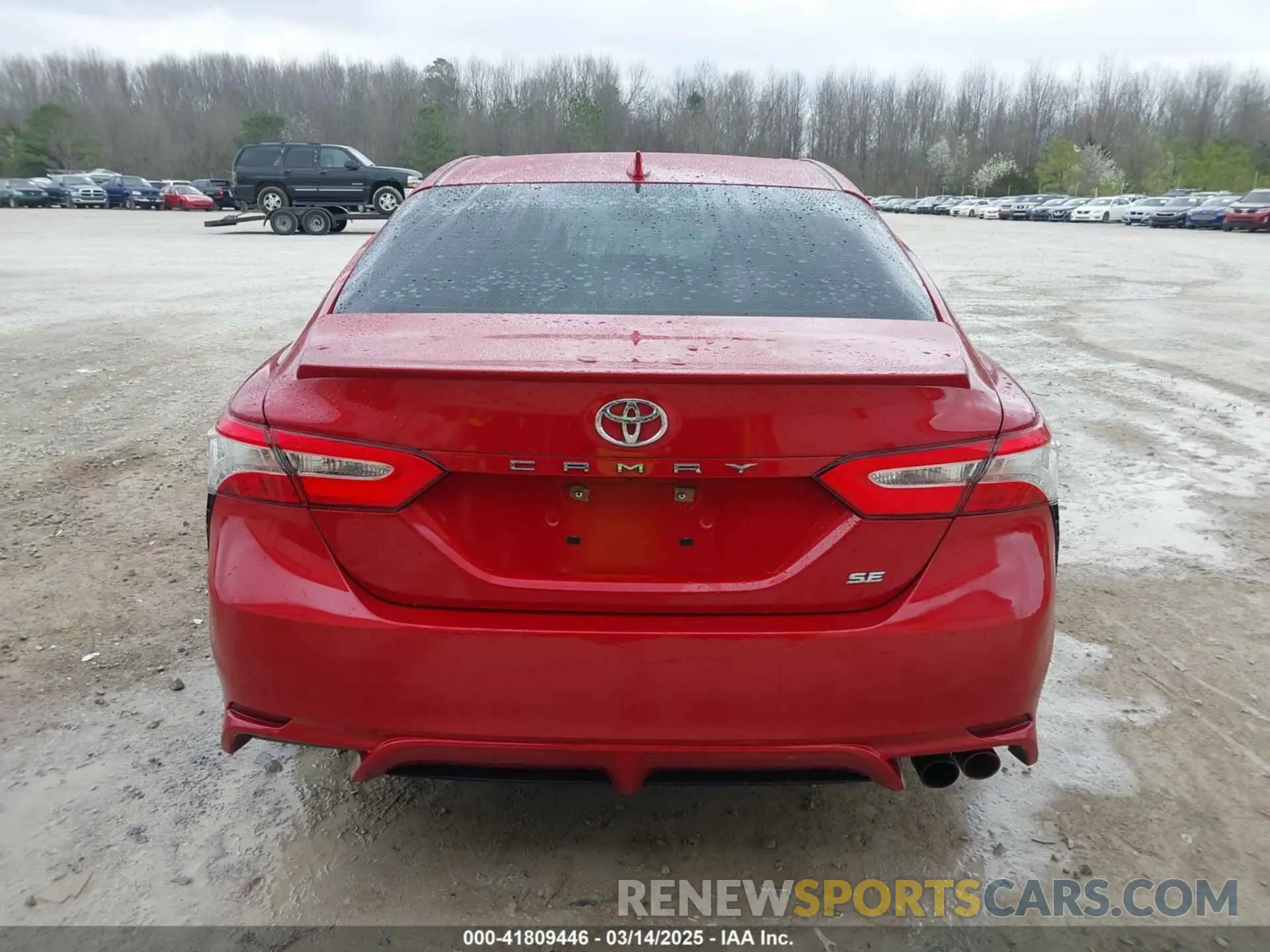 16 Photograph of a damaged car 4T1M11AK3LU364667 TOYOTA CAMRY 2020