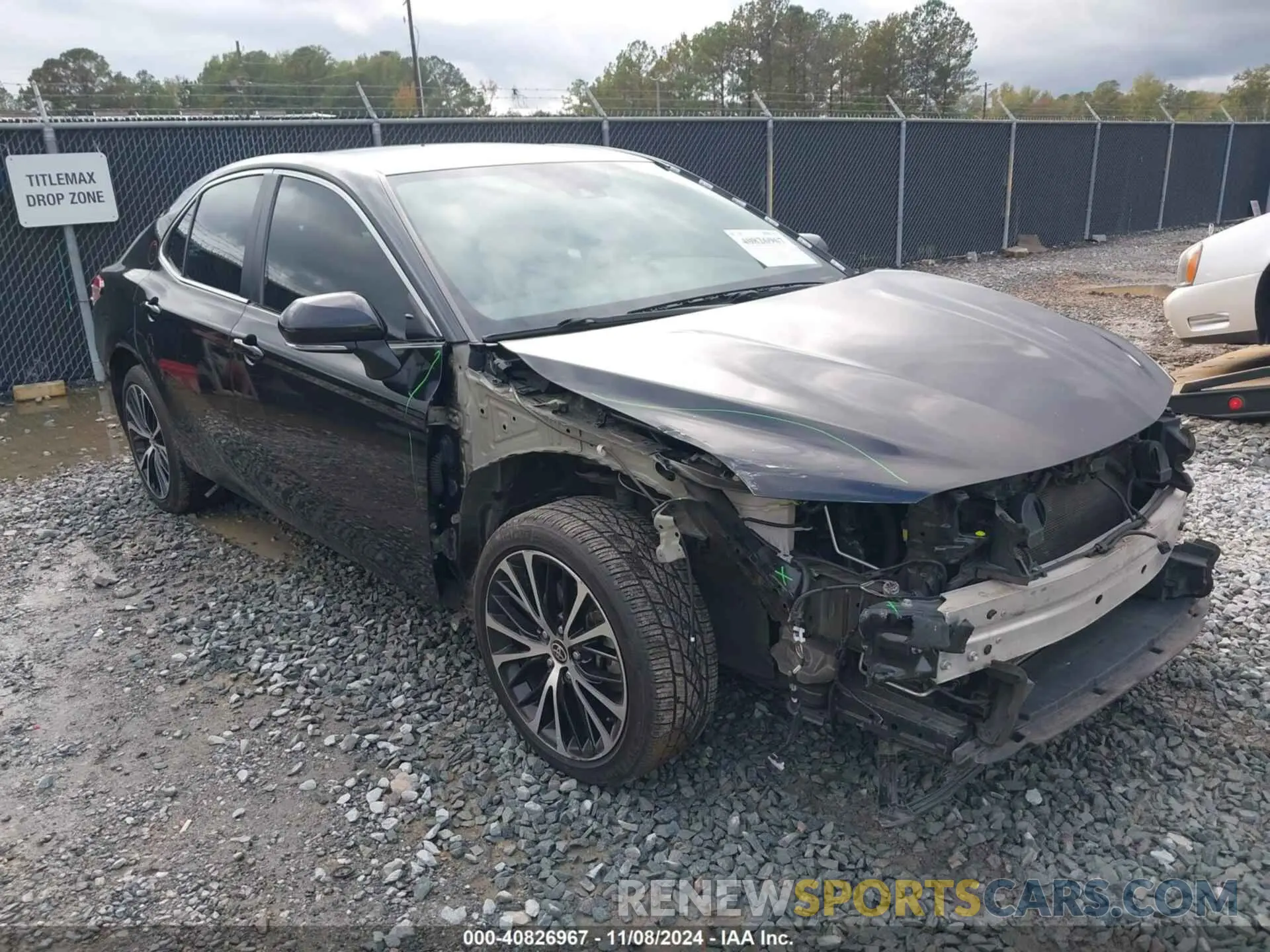 1 Photograph of a damaged car 4T1M11AK3LU391576 TOYOTA CAMRY 2020