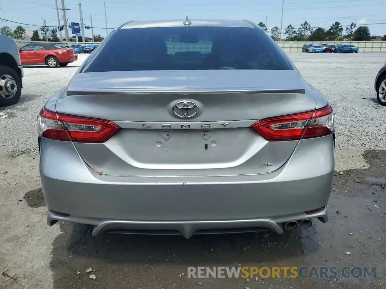 6 Photograph of a damaged car 4T1M11AK3LU505074 TOYOTA CAMRY 2020