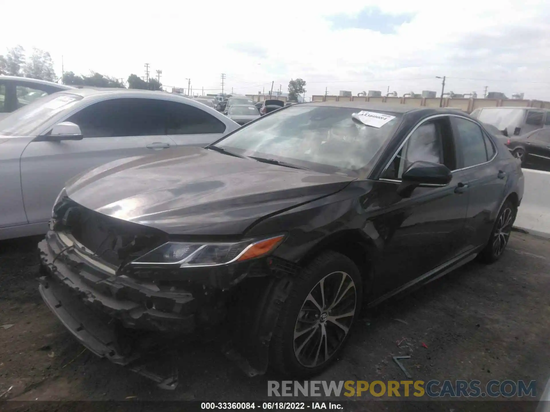 2 Photograph of a damaged car 4T1M11AK3LU874758 TOYOTA CAMRY 2020