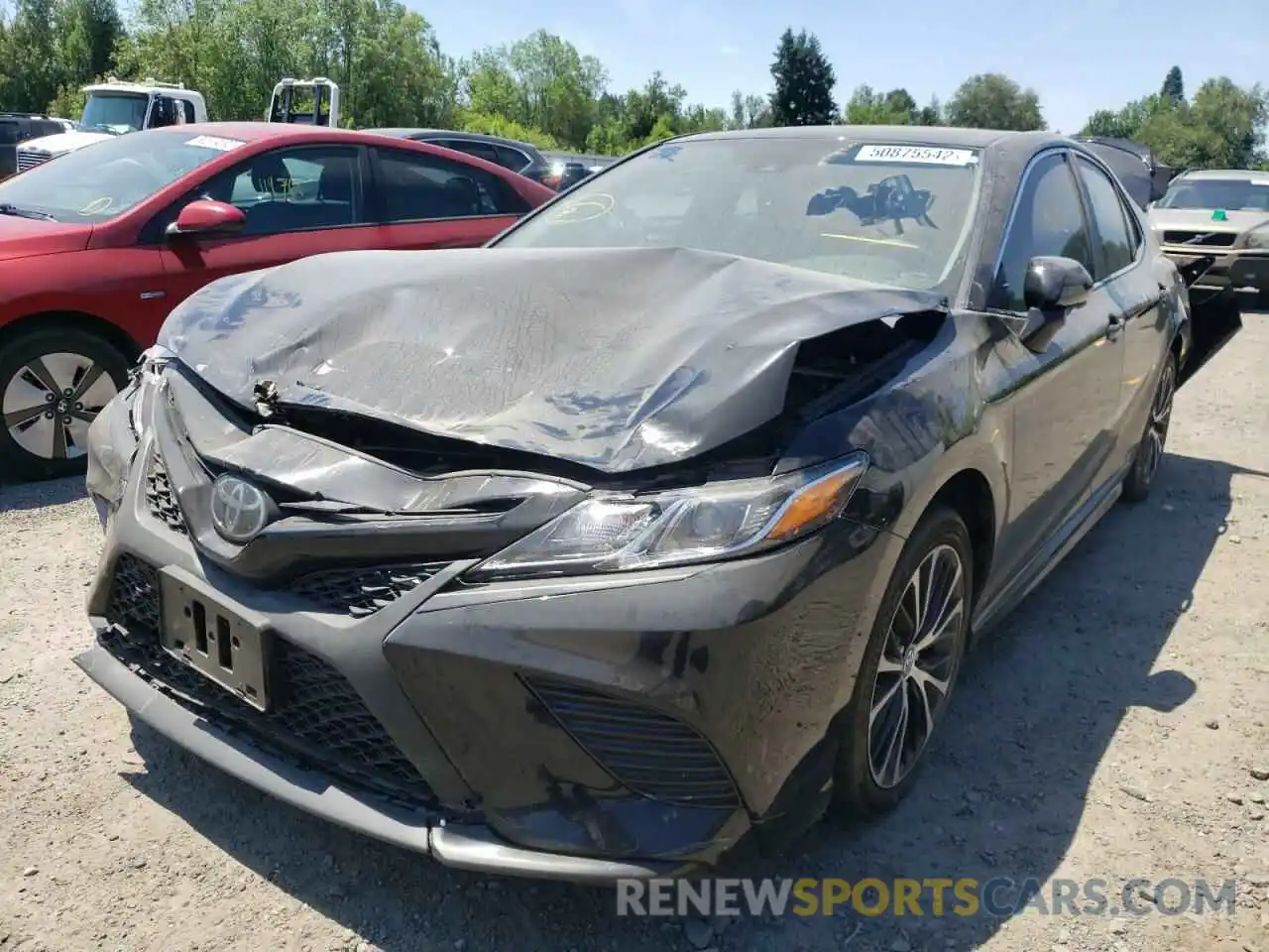 2 Photograph of a damaged car 4T1M11AK3LU879507 TOYOTA CAMRY 2020