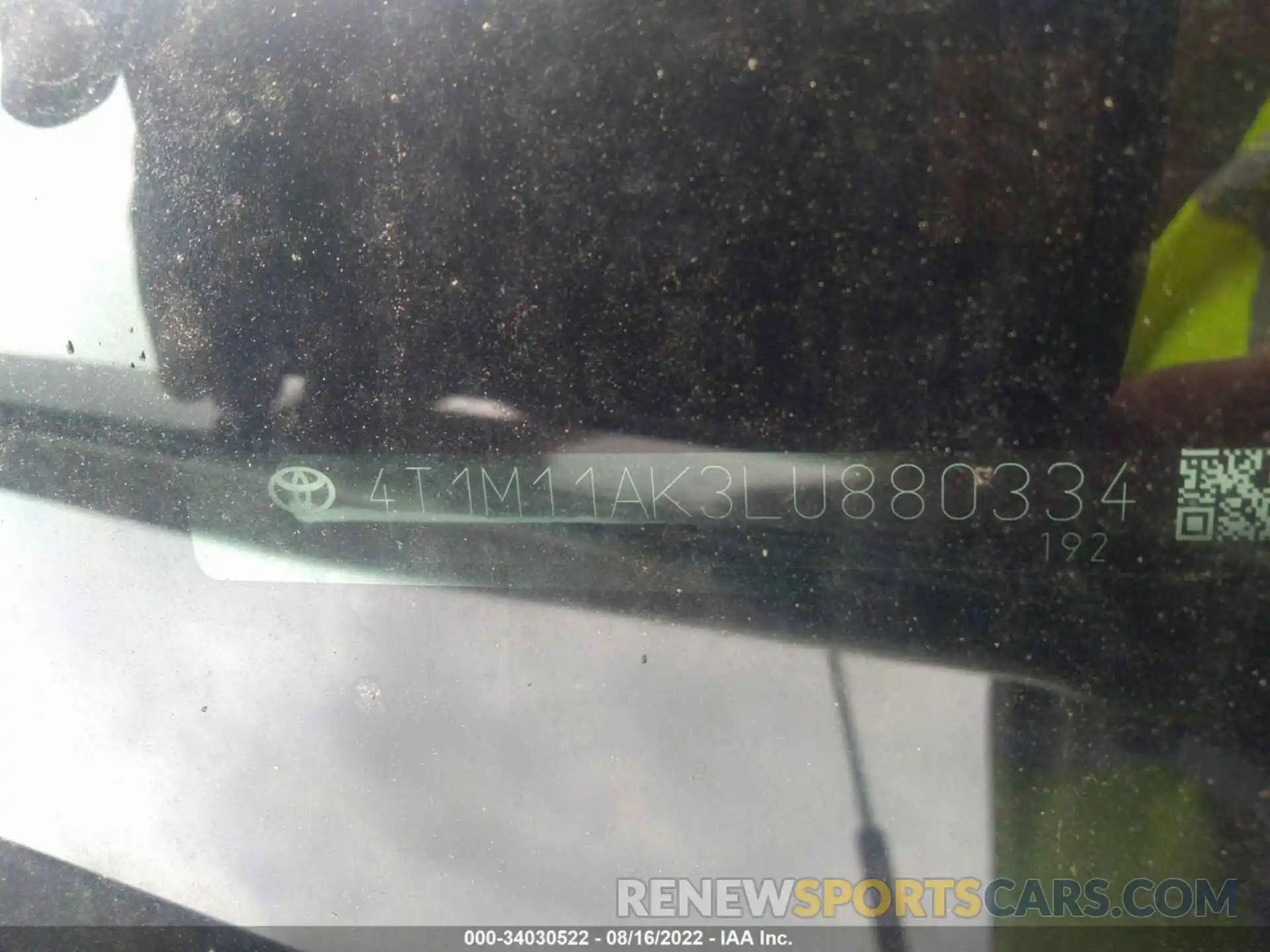 9 Photograph of a damaged car 4T1M11AK3LU880334 TOYOTA CAMRY 2020