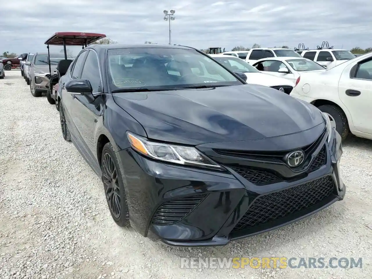 1 Photograph of a damaged car 4T1M11AK3LU884187 TOYOTA CAMRY 2020