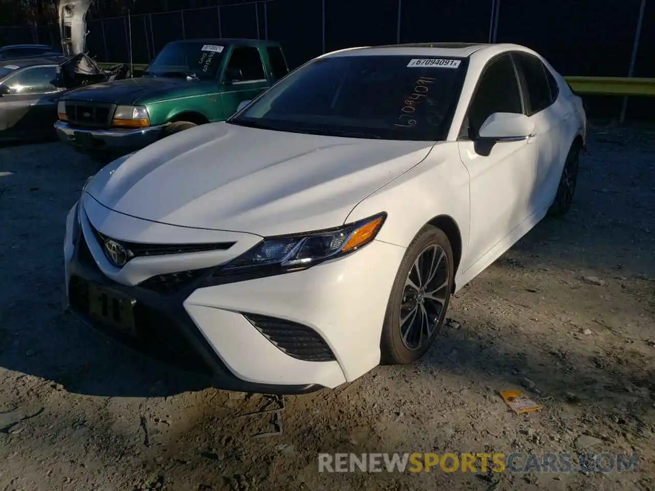 2 Photograph of a damaged car 4T1M11AK3LU940712 TOYOTA CAMRY 2020