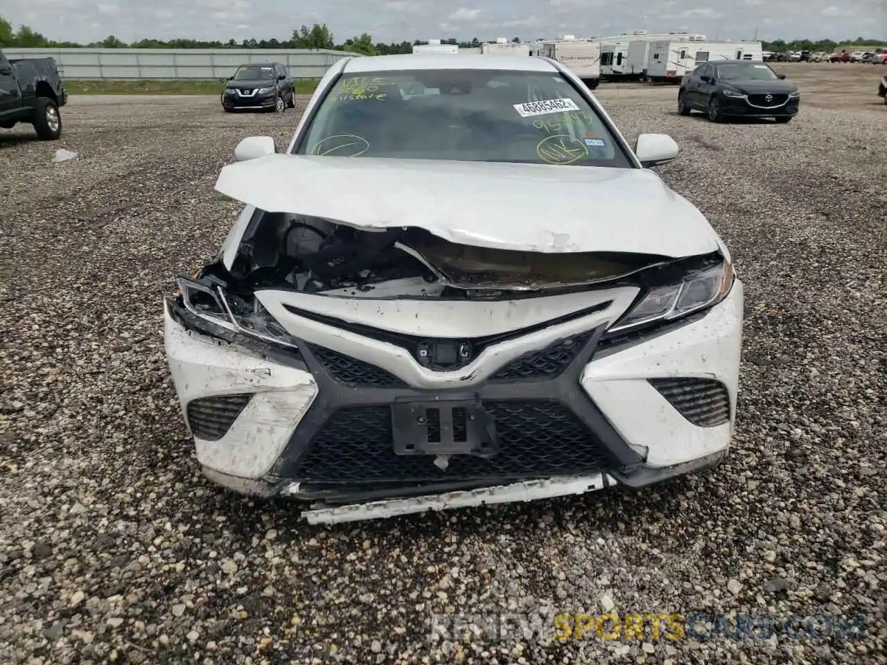 9 Photograph of a damaged car 4T1M11AK3LU958143 TOYOTA CAMRY 2020