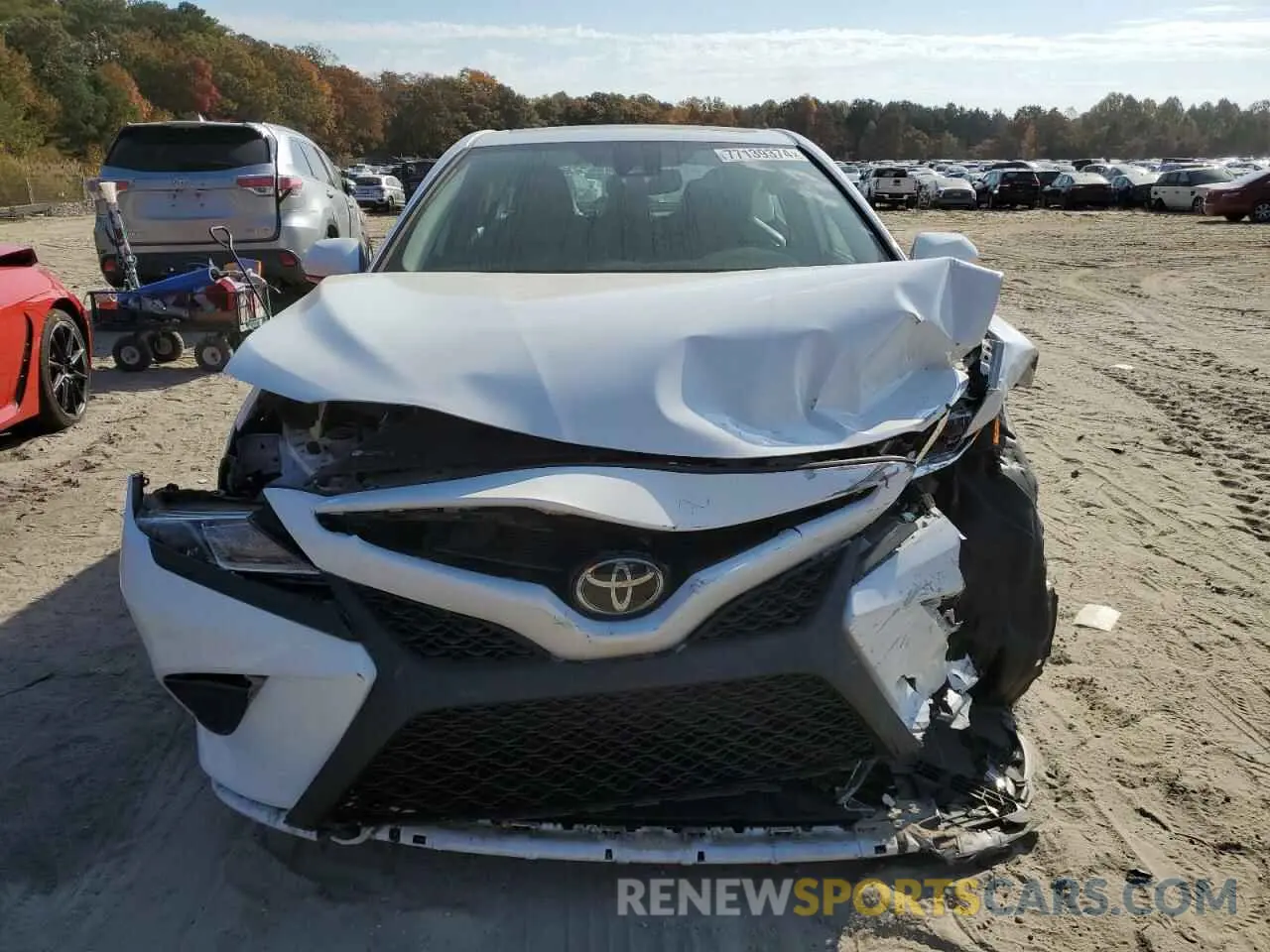 5 Photograph of a damaged car 4T1M11AK3LU963522 TOYOTA CAMRY 2020