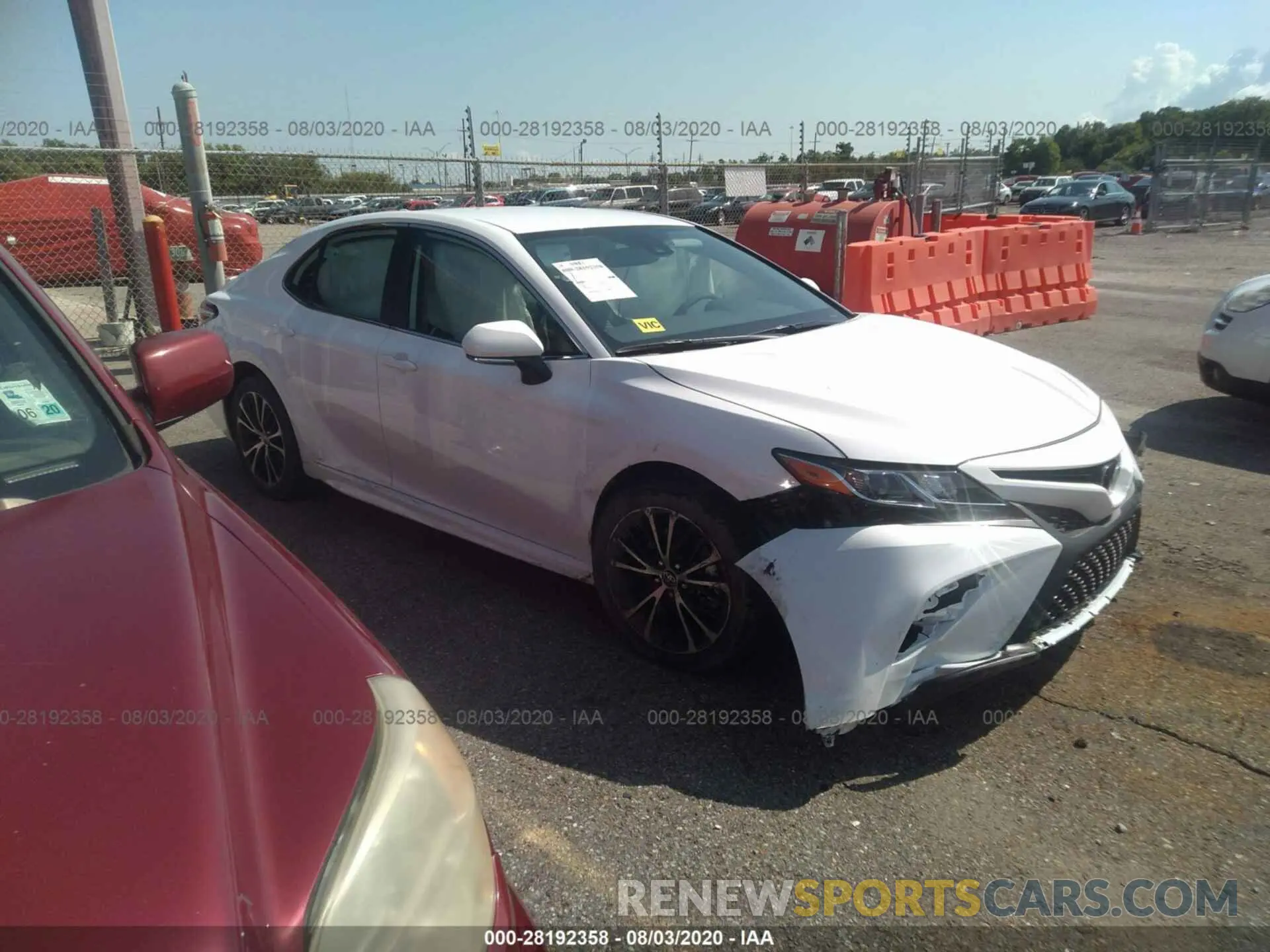 1 Photograph of a damaged car 4T1M11AK3LU971216 TOYOTA CAMRY 2020