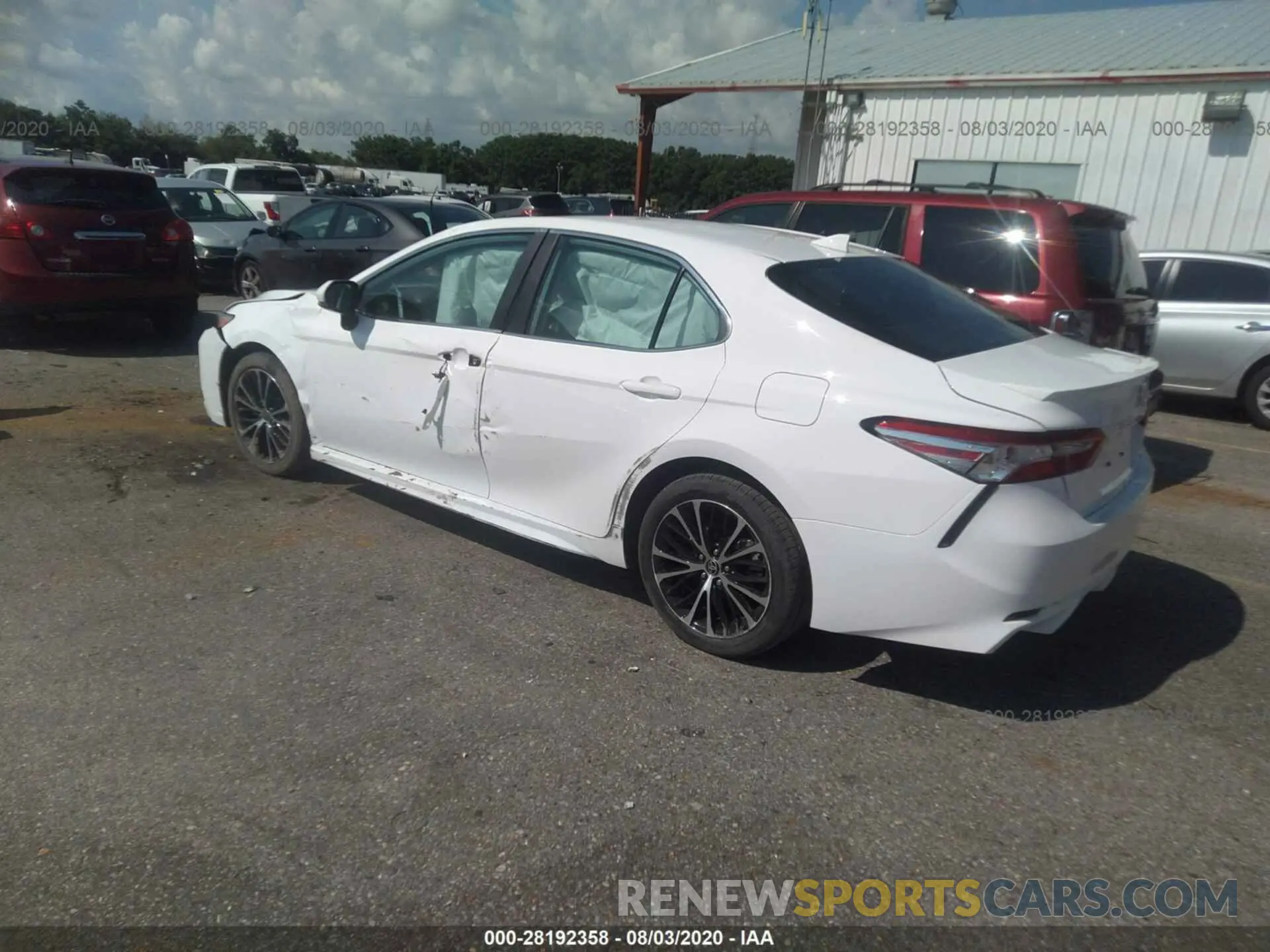 3 Photograph of a damaged car 4T1M11AK3LU971216 TOYOTA CAMRY 2020