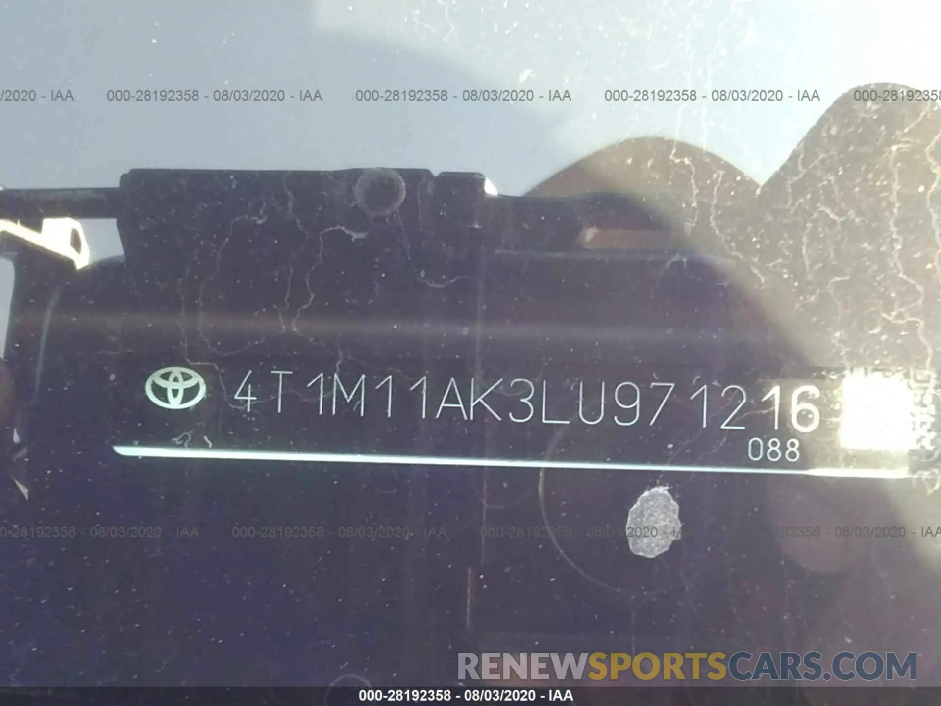 9 Photograph of a damaged car 4T1M11AK3LU971216 TOYOTA CAMRY 2020