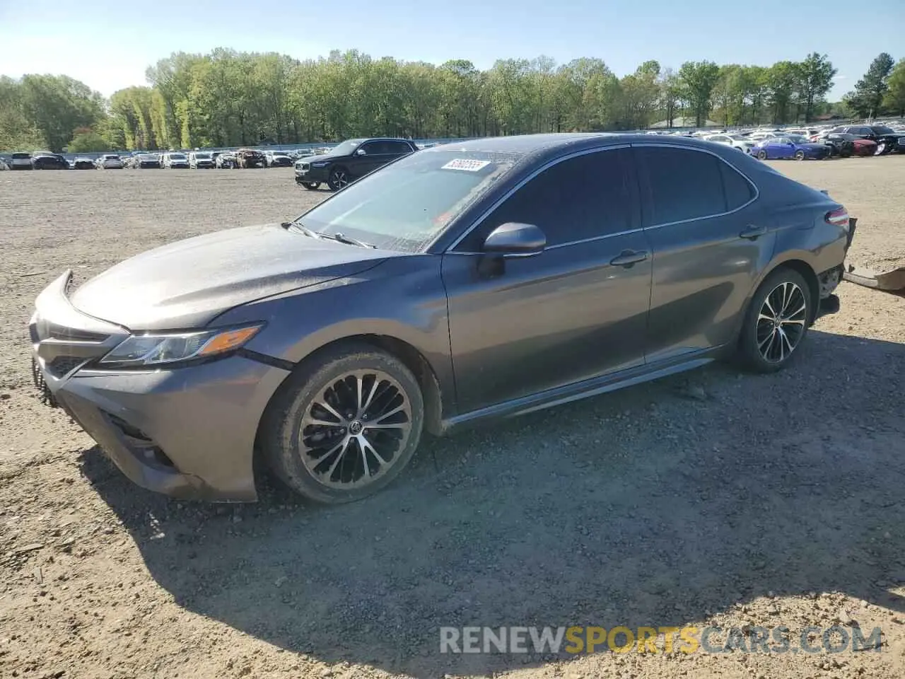 1 Photograph of a damaged car 4T1M11AK4LU401533 TOYOTA CAMRY 2020