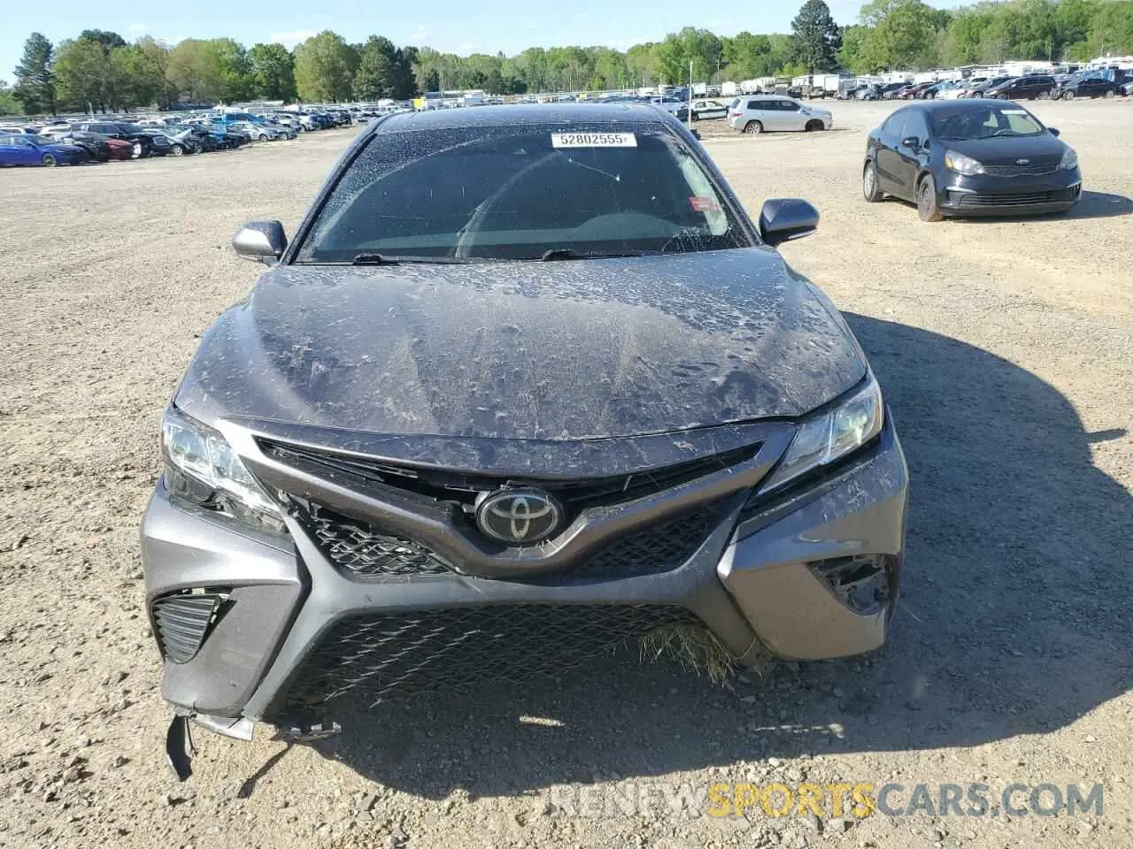 5 Photograph of a damaged car 4T1M11AK4LU401533 TOYOTA CAMRY 2020